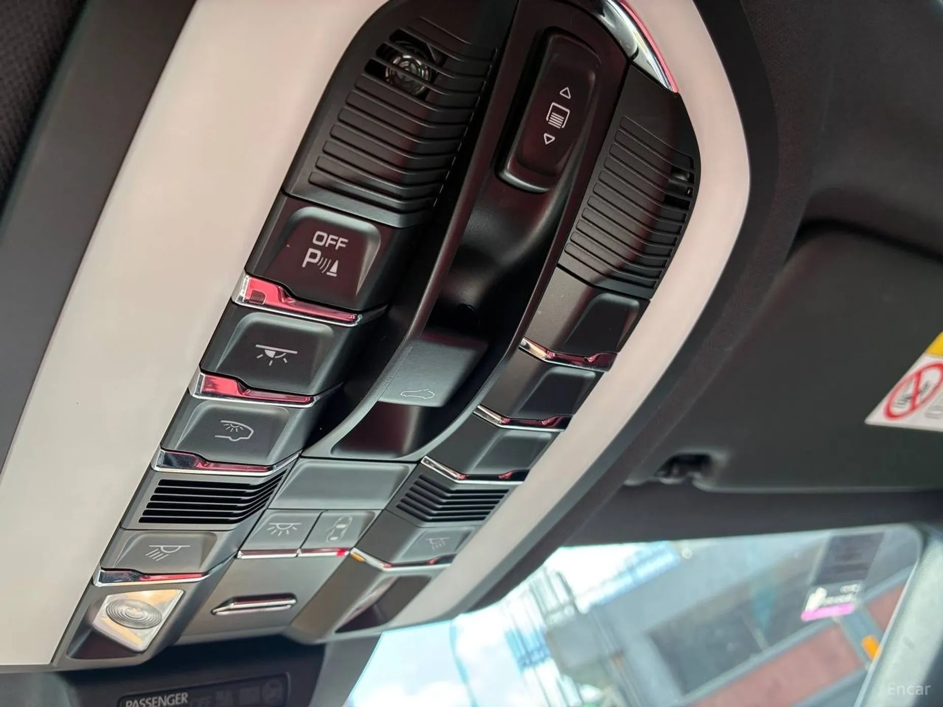Porsche Macan превью 11