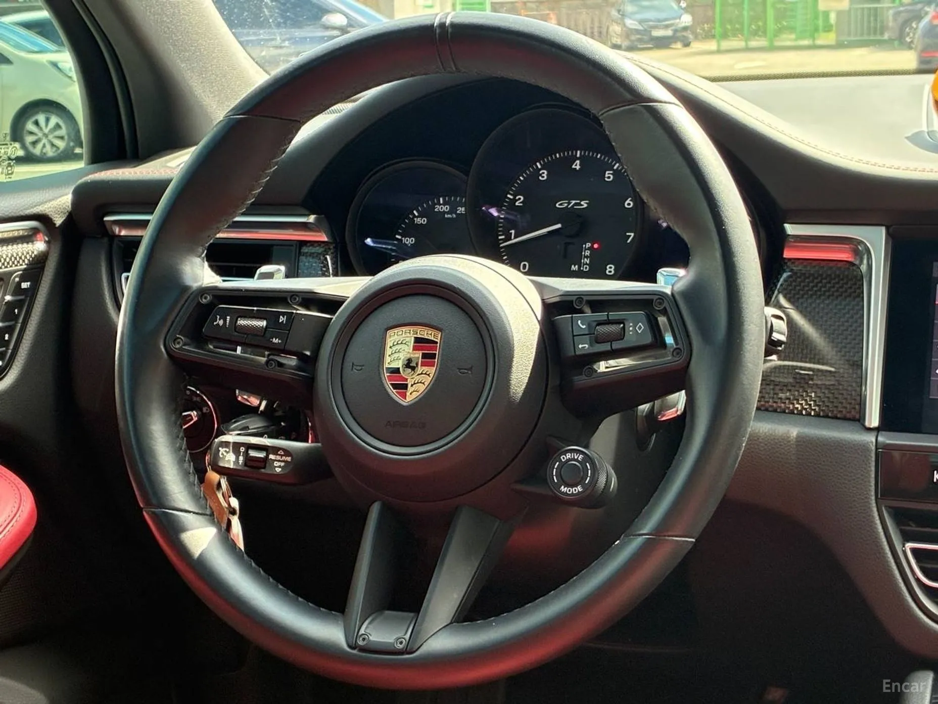 Porsche Macan превью 8