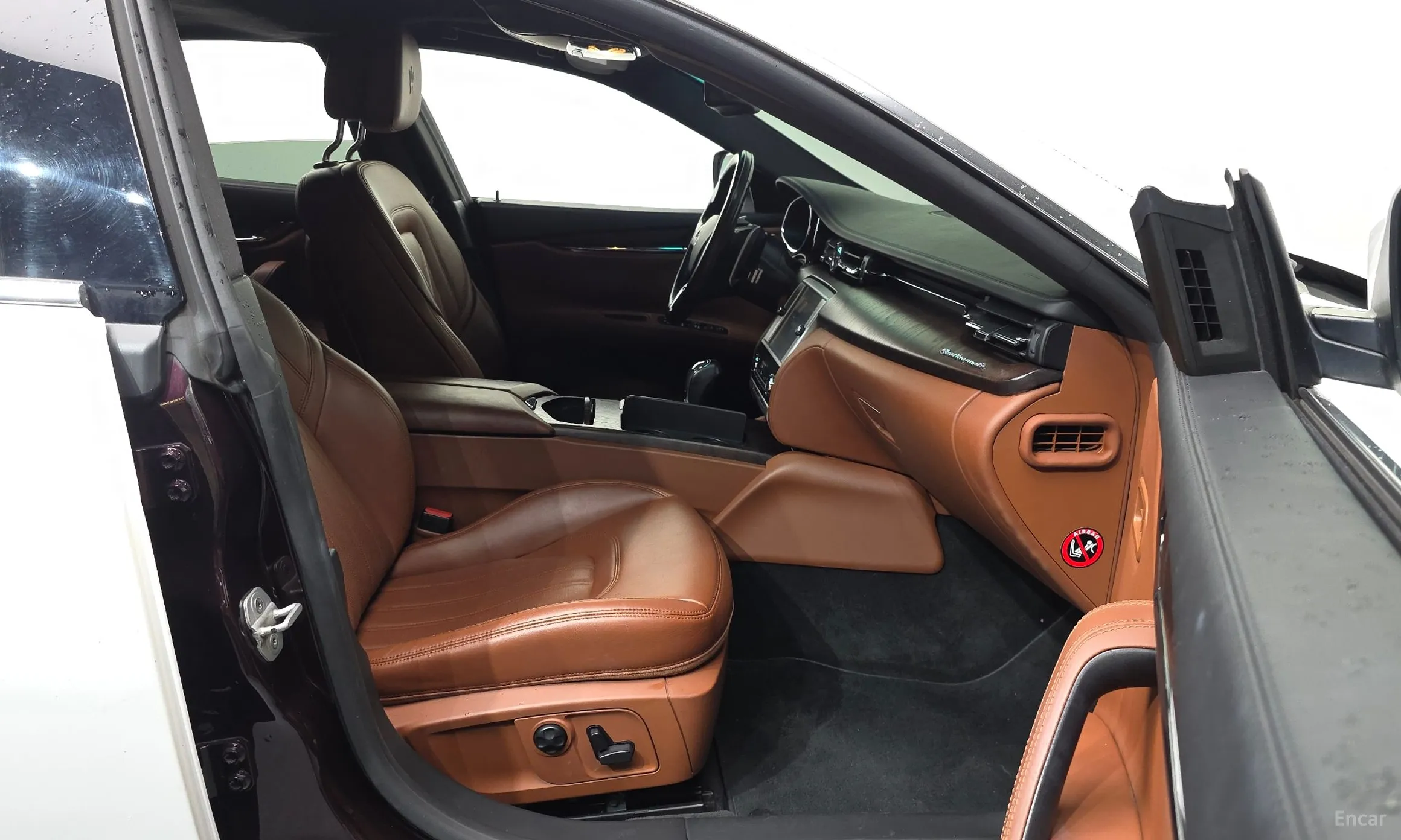 Maserati Quattroporte превью 11