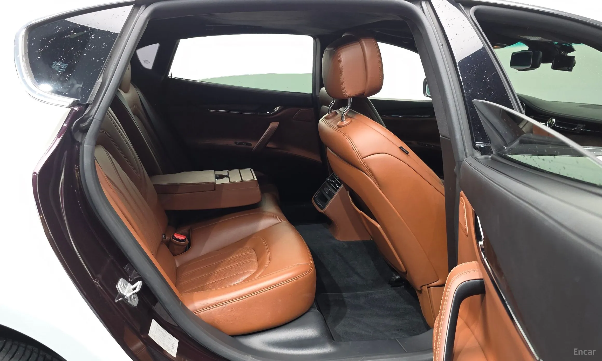 Maserati Quattroporte превью 12