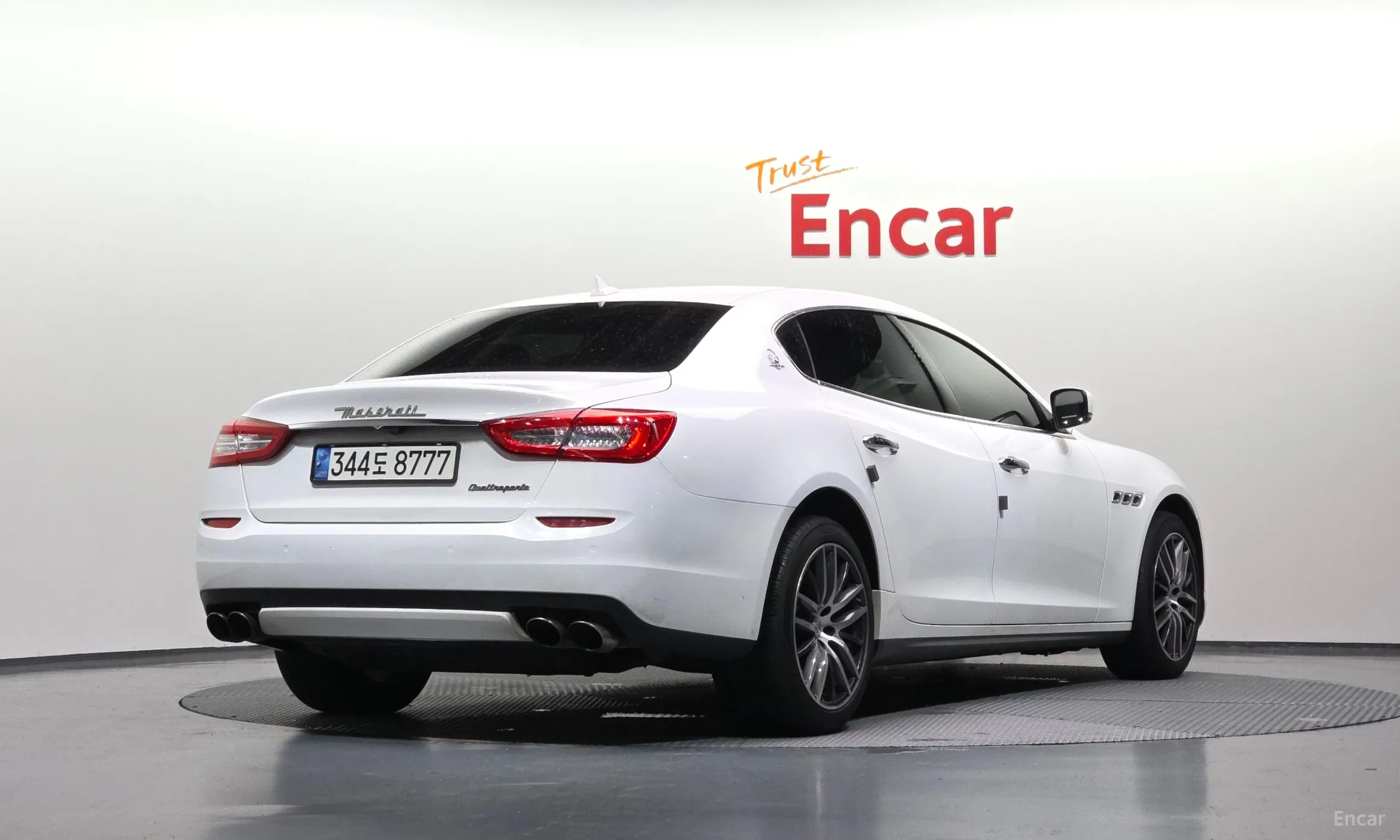 Maserati Quattroporte превью 2