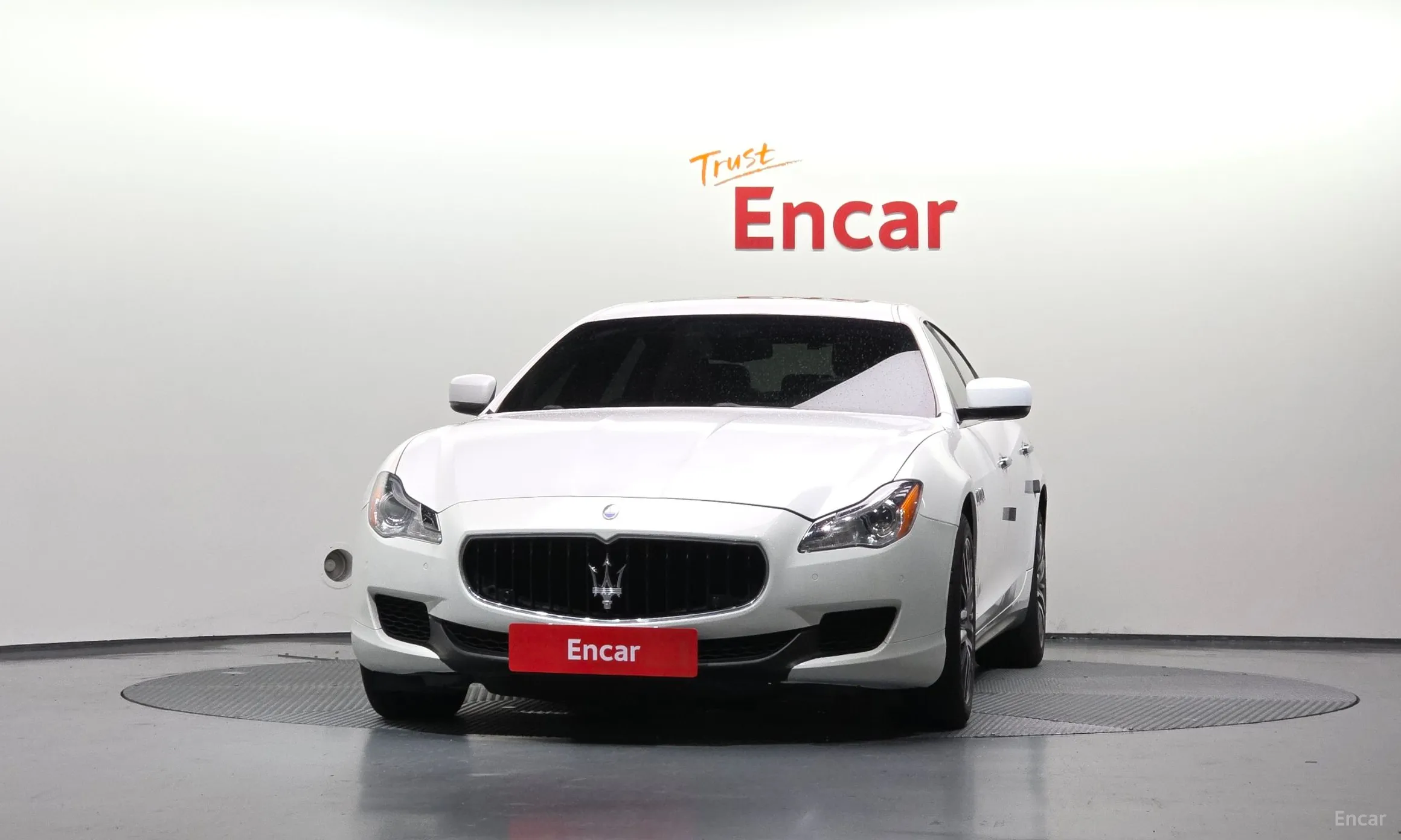 Maserati Quattroporte превью 3