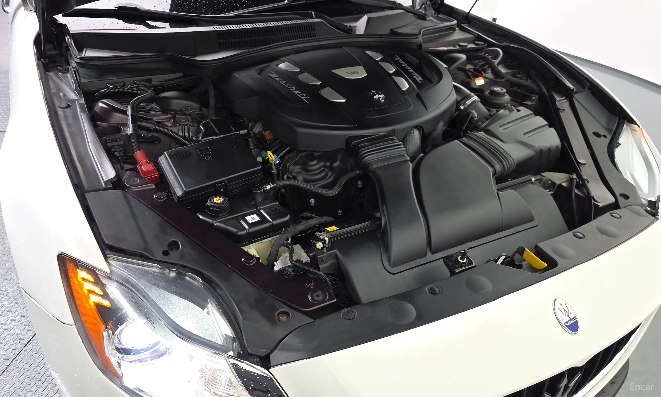 Maserati Quattroporte превью 6