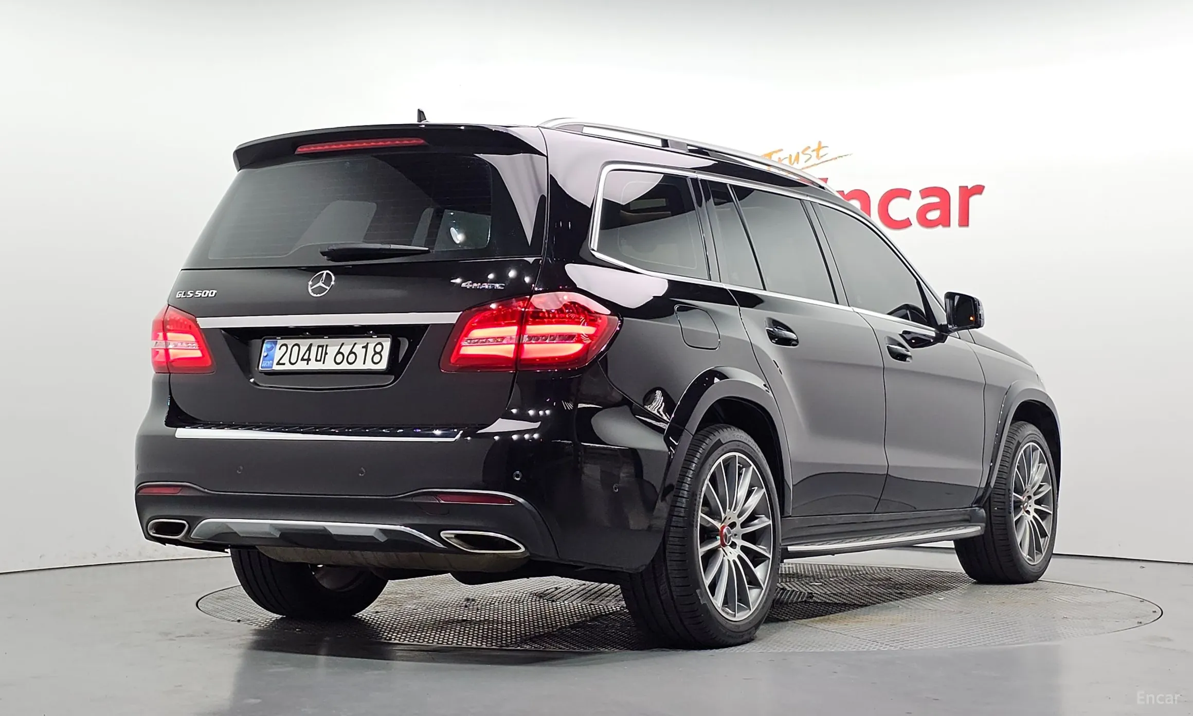 Mercedes Benz GLS-Class X166