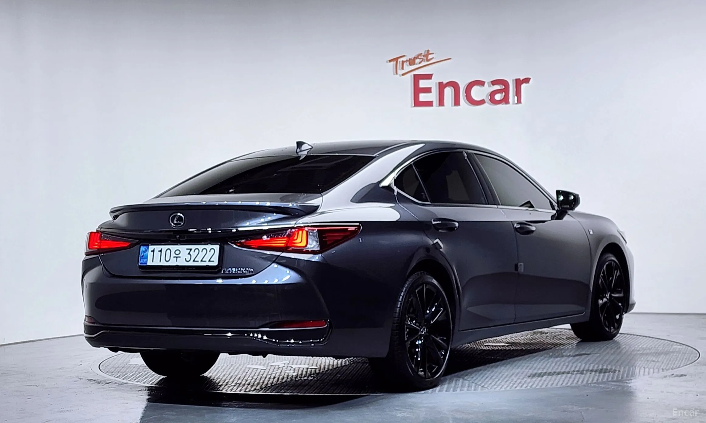 Lexus ES300h 7th Generation