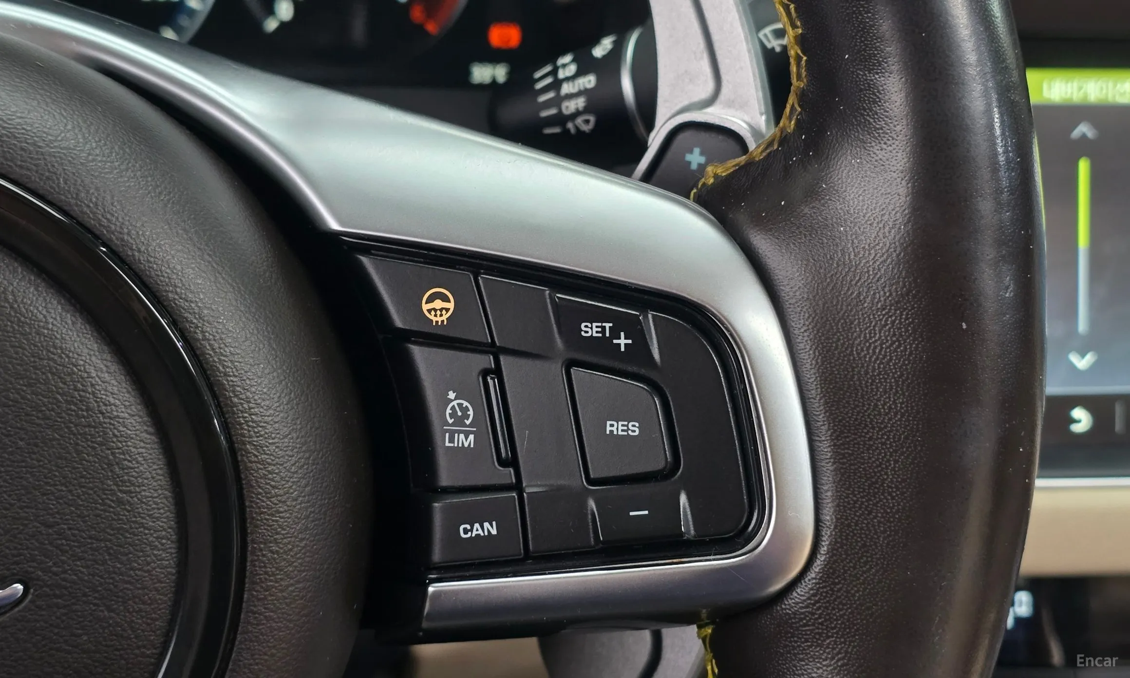 Jaguar XF (x260) превью 15