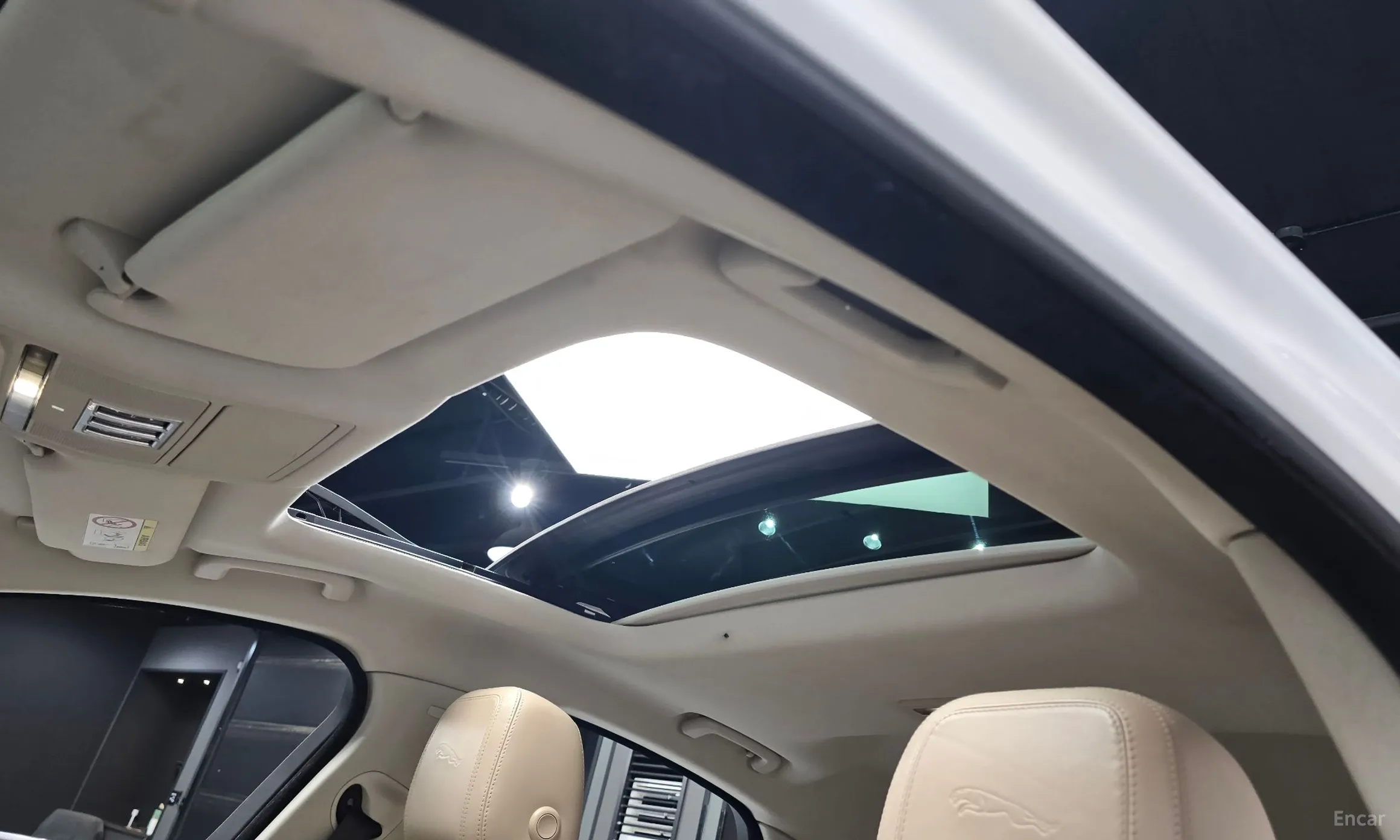 Jaguar XF (x260) превью 18