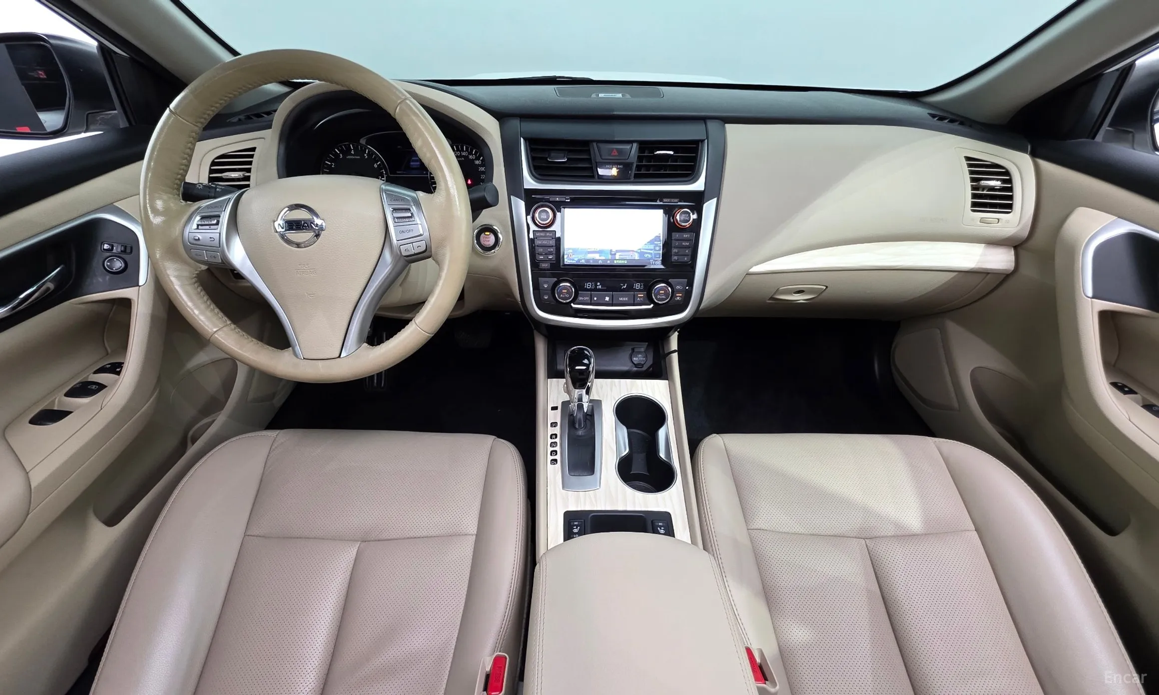 Nissan Altima превью 7