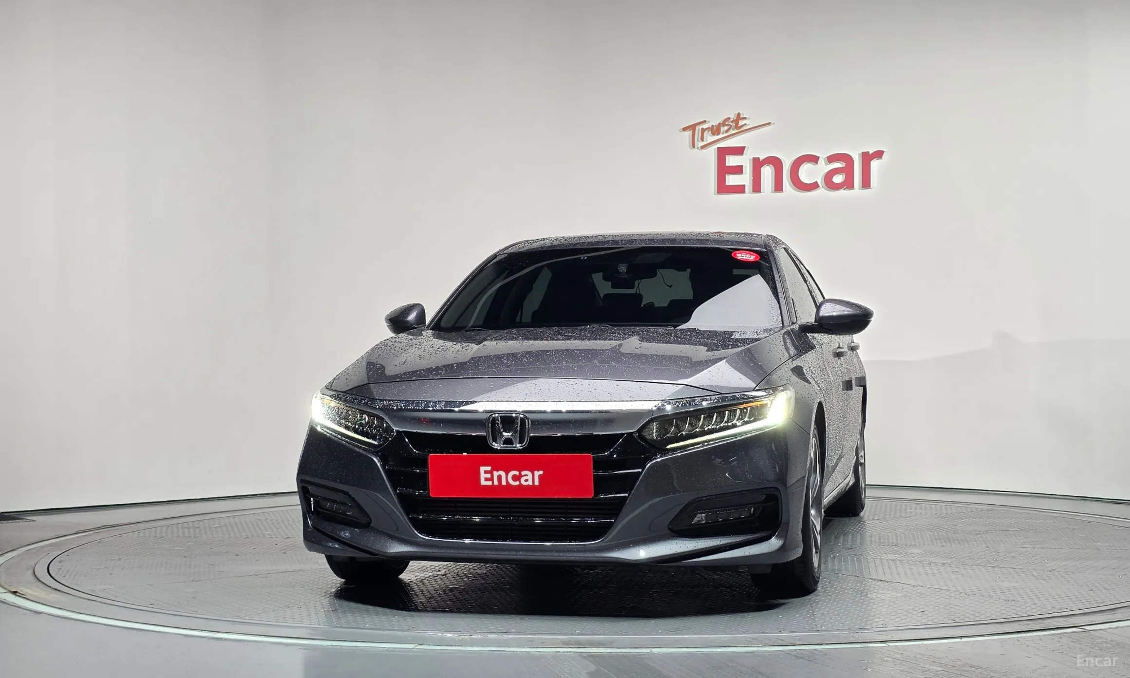 Honda Accord 10th Generation превью 3
