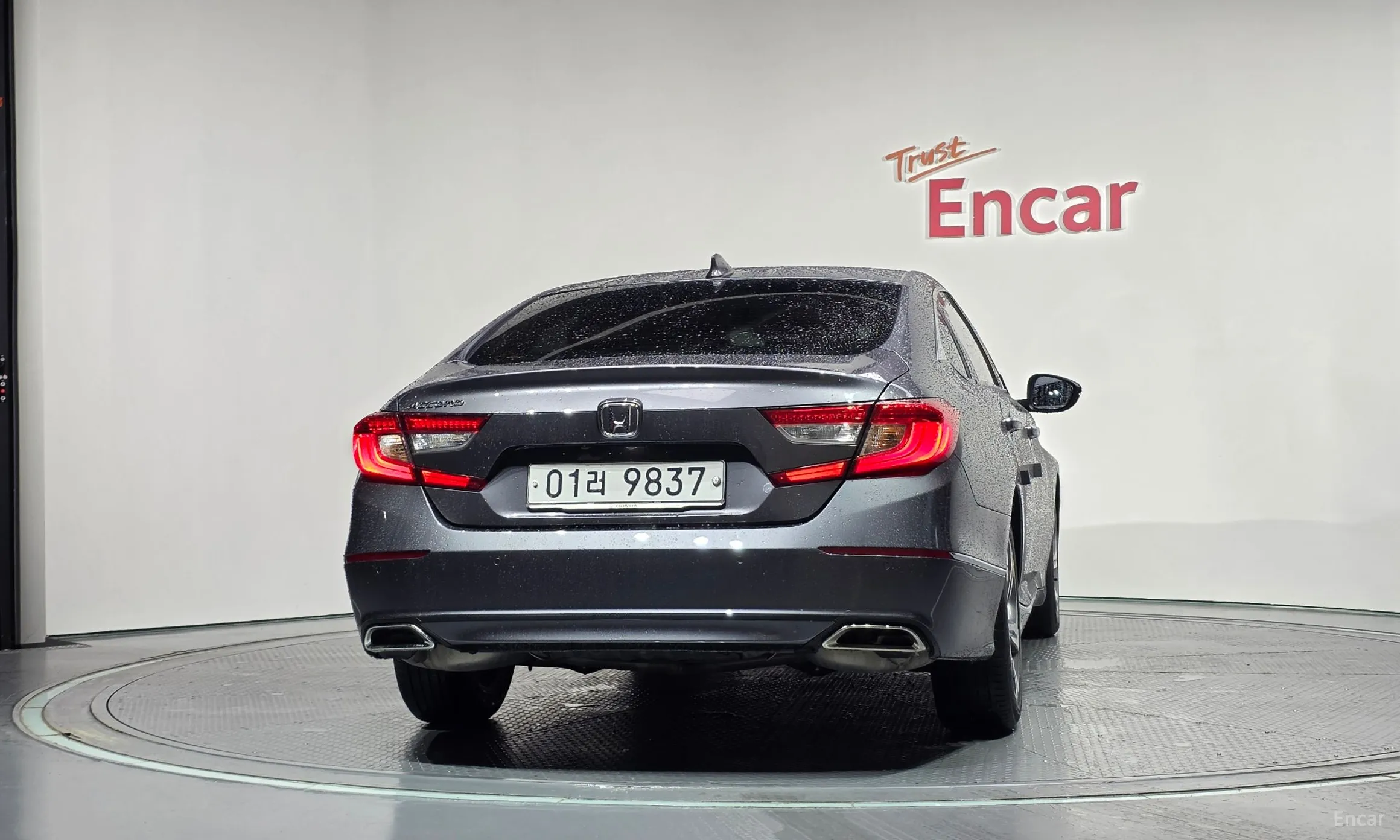 Honda Accord 10th Generation превью 4