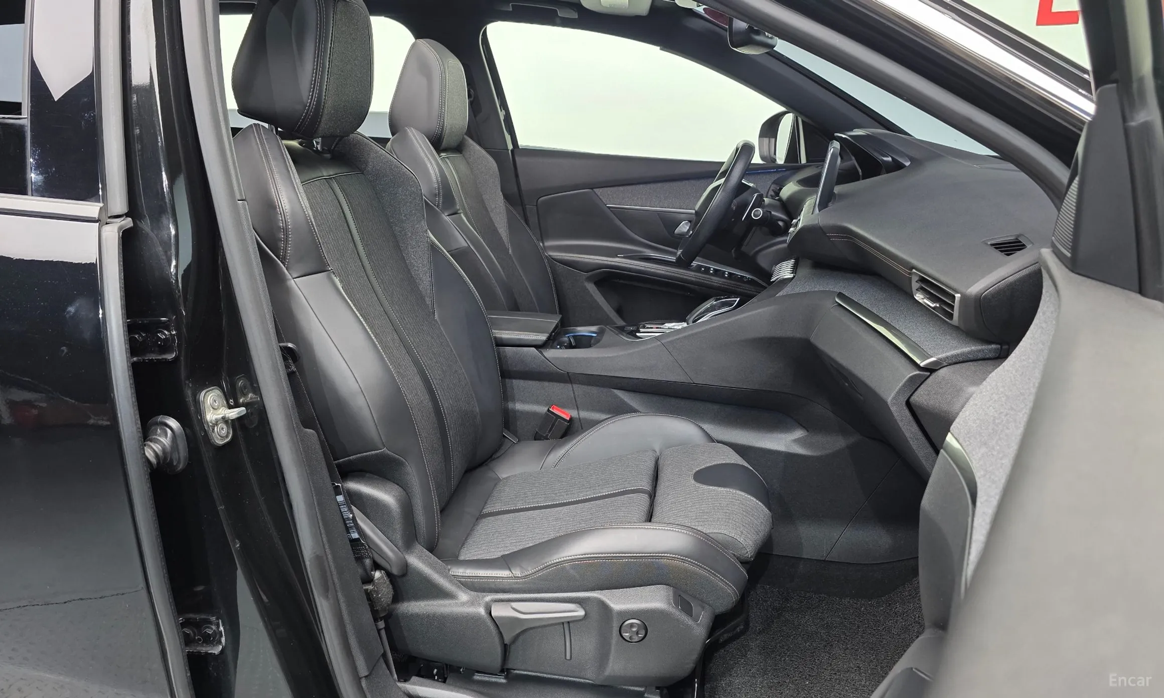 Peugeot 5008 2nd generation превью 11