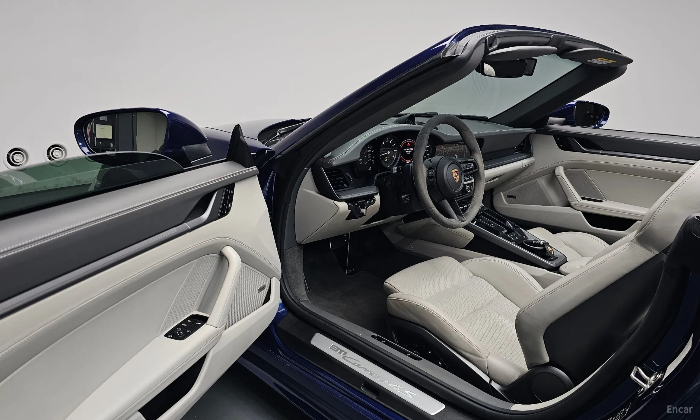 Porsche 911 (992) превью 10