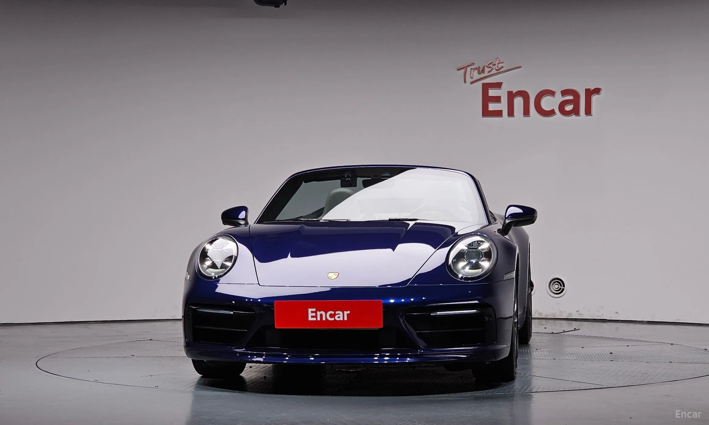 Porsche 911 (992) превью 3