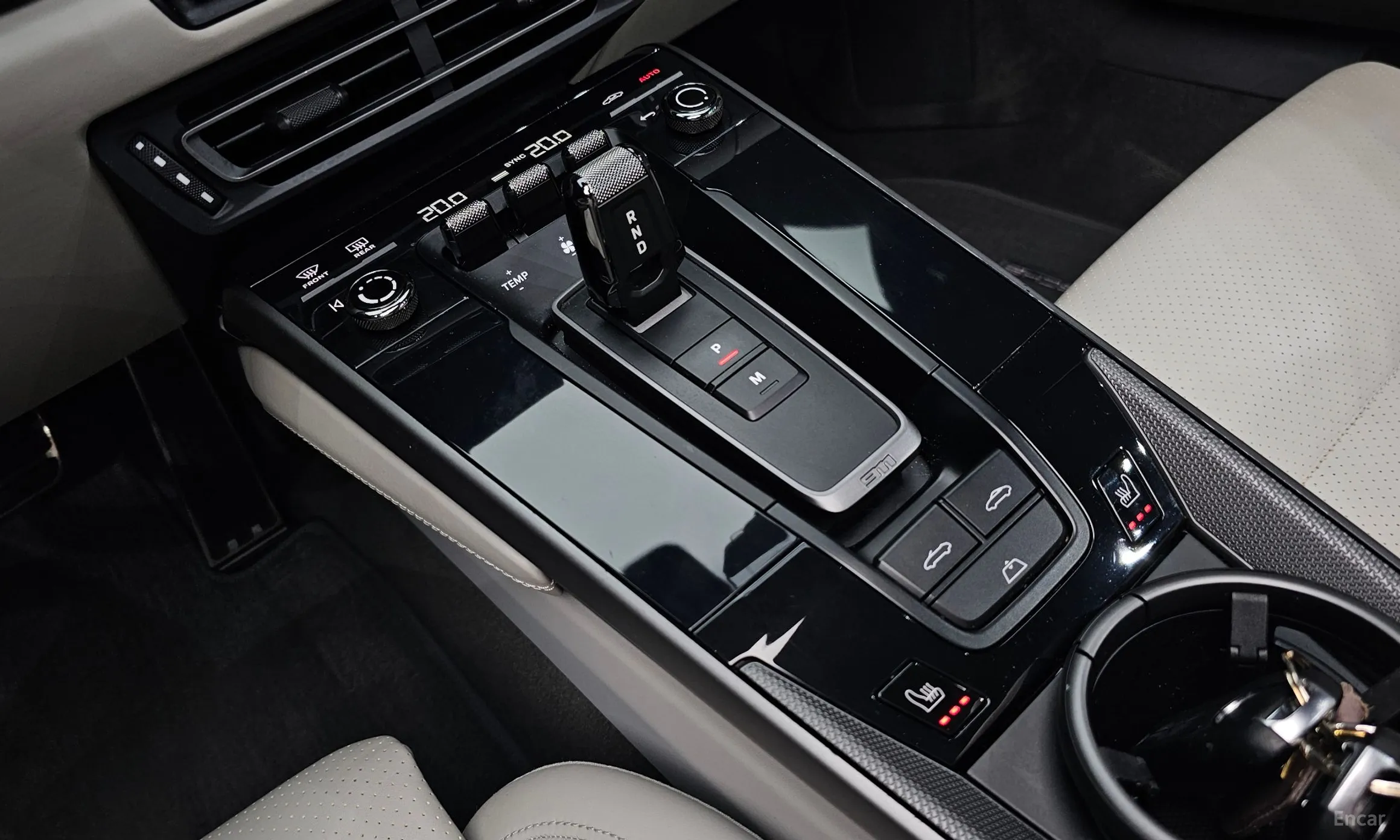 Porsche 911 (992) превью 9