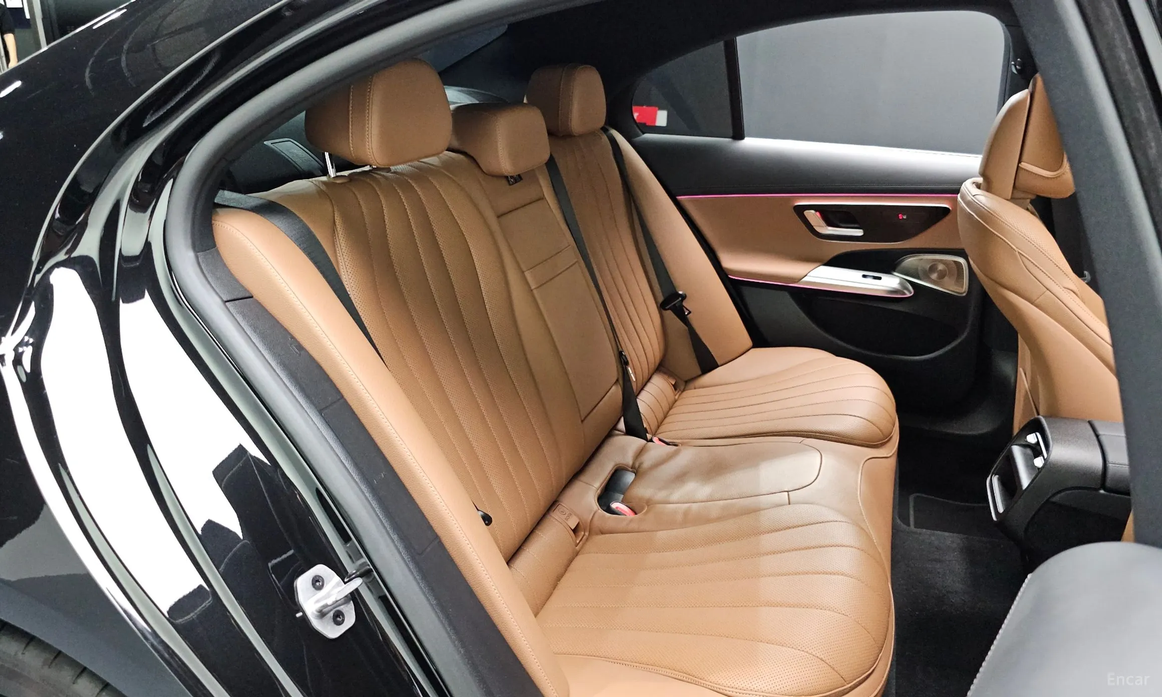 Mercedes Benz E-Class W214 превью 11