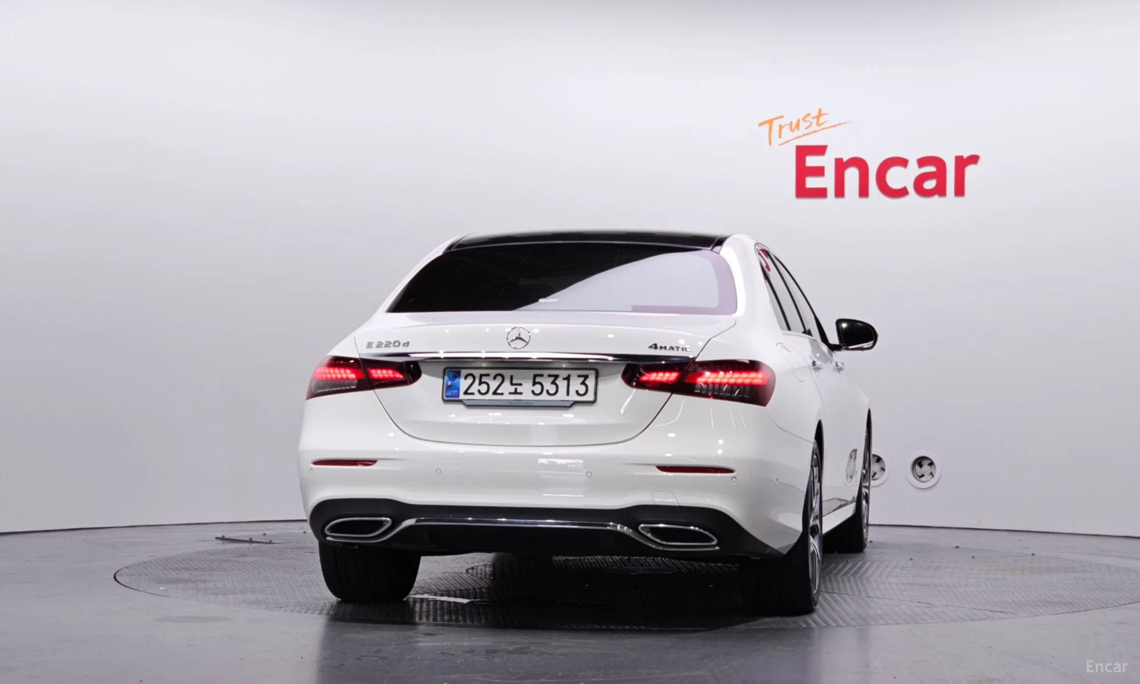 Mercedes Benz E-Class W213 превью 4