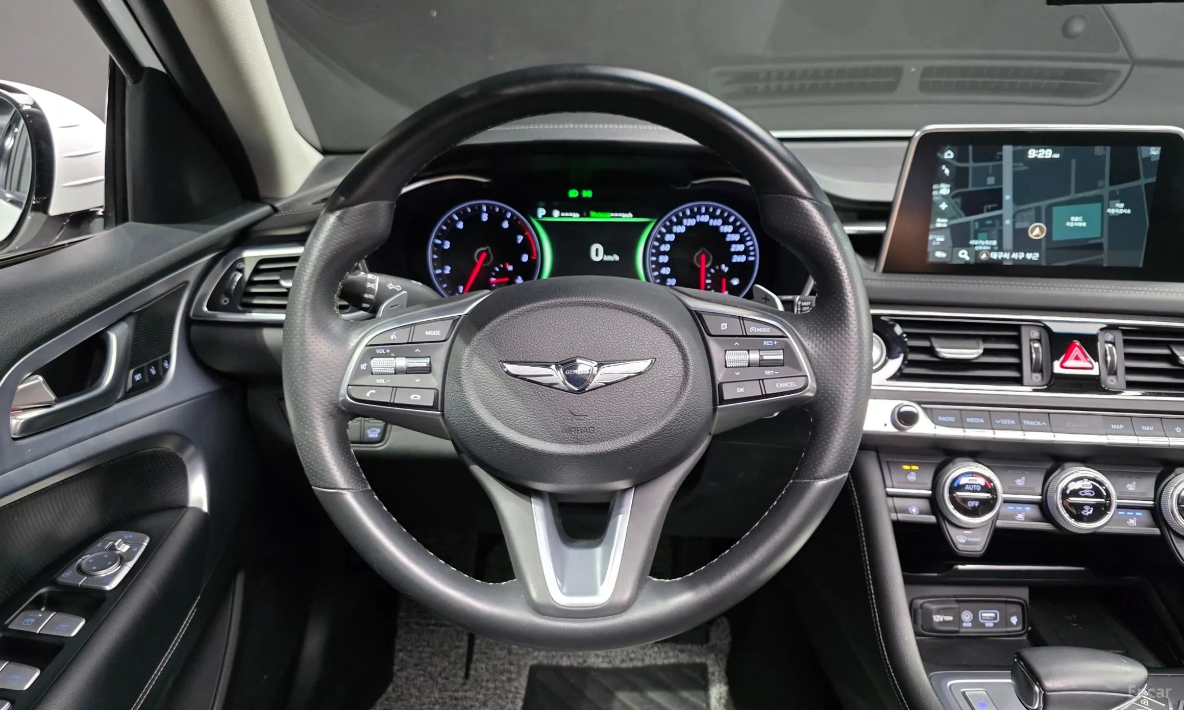 Genesis G70 превью 11