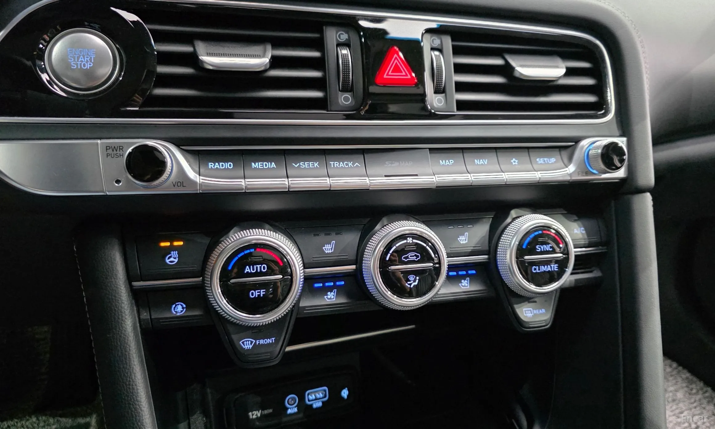 Genesis G70 превью 13