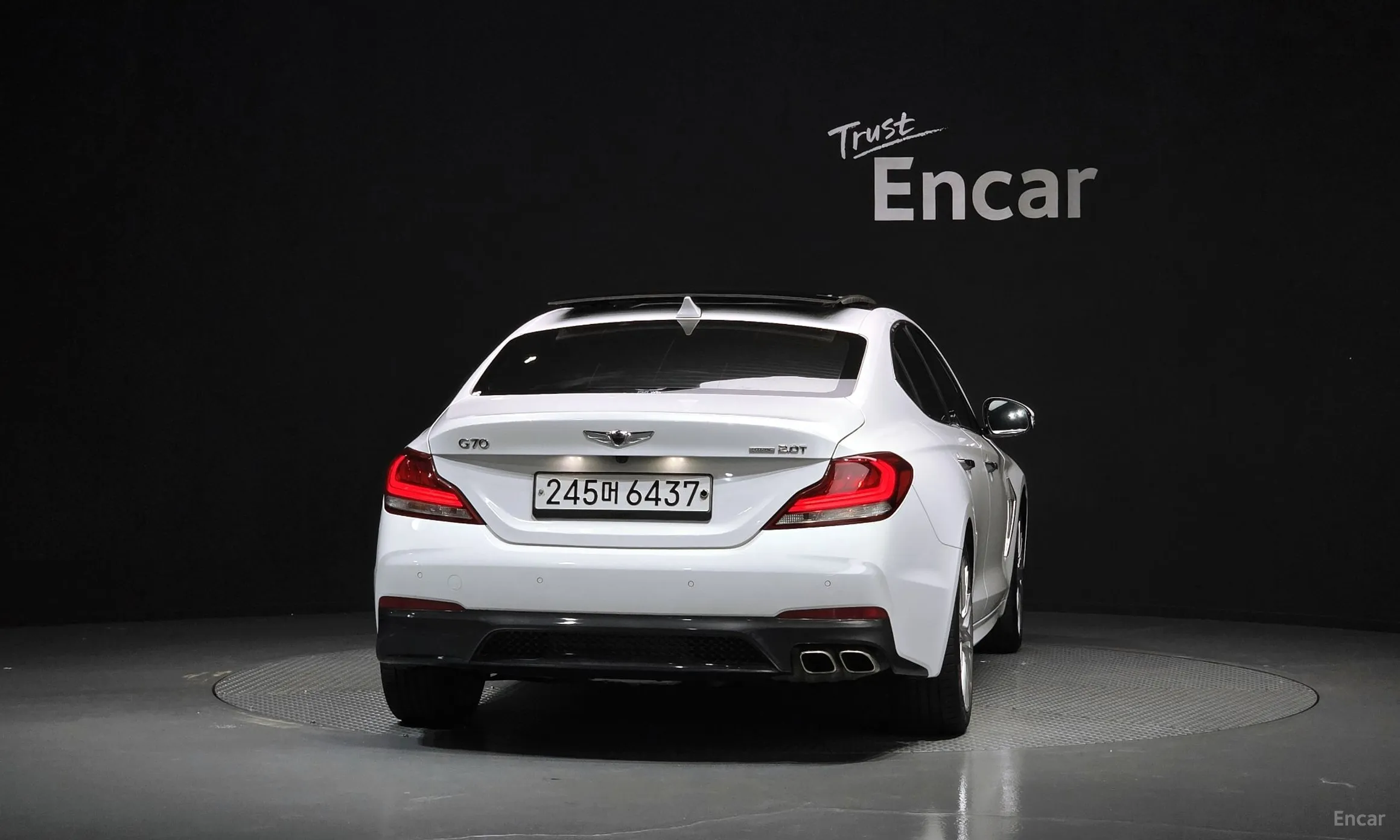 Genesis G70 превью 4