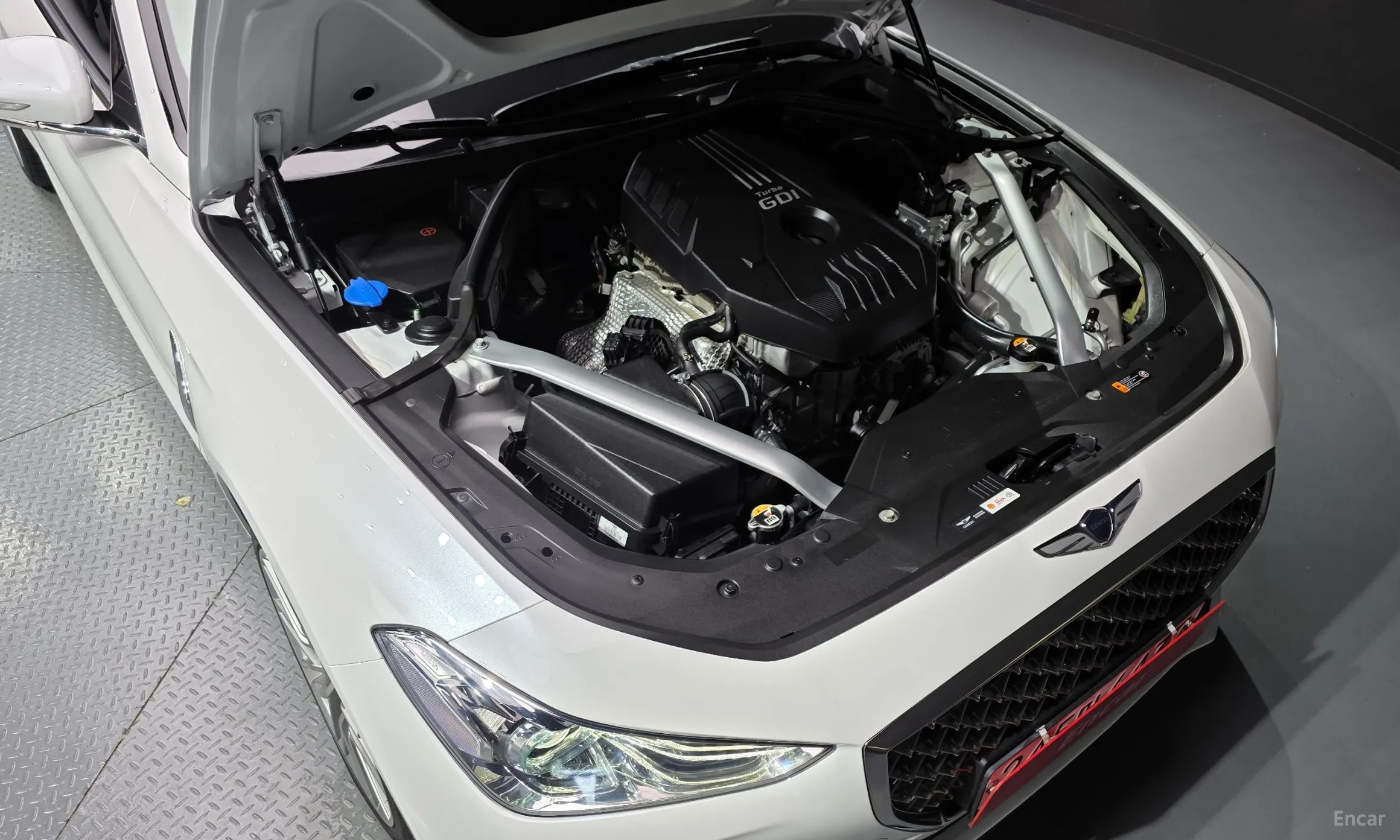 Genesis G70 превью 6