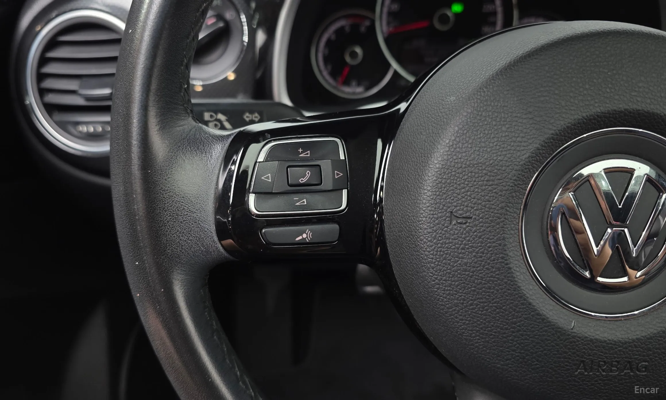 Volkswagen The Beetle превью 17