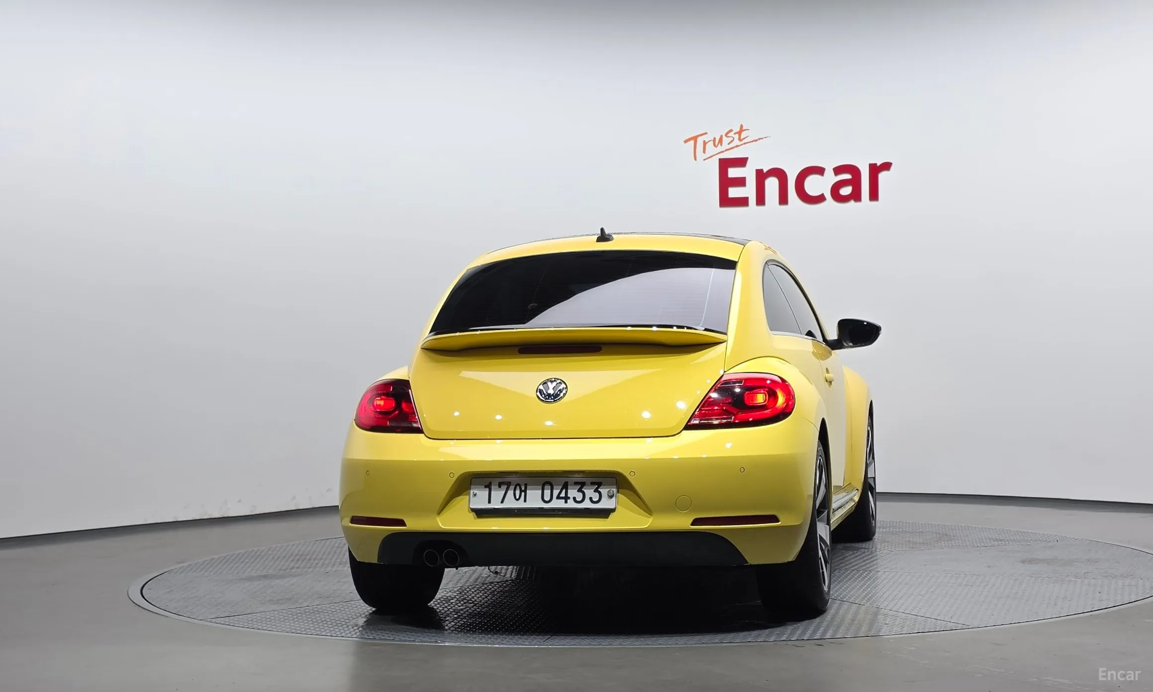 Volkswagen The Beetle превью 4