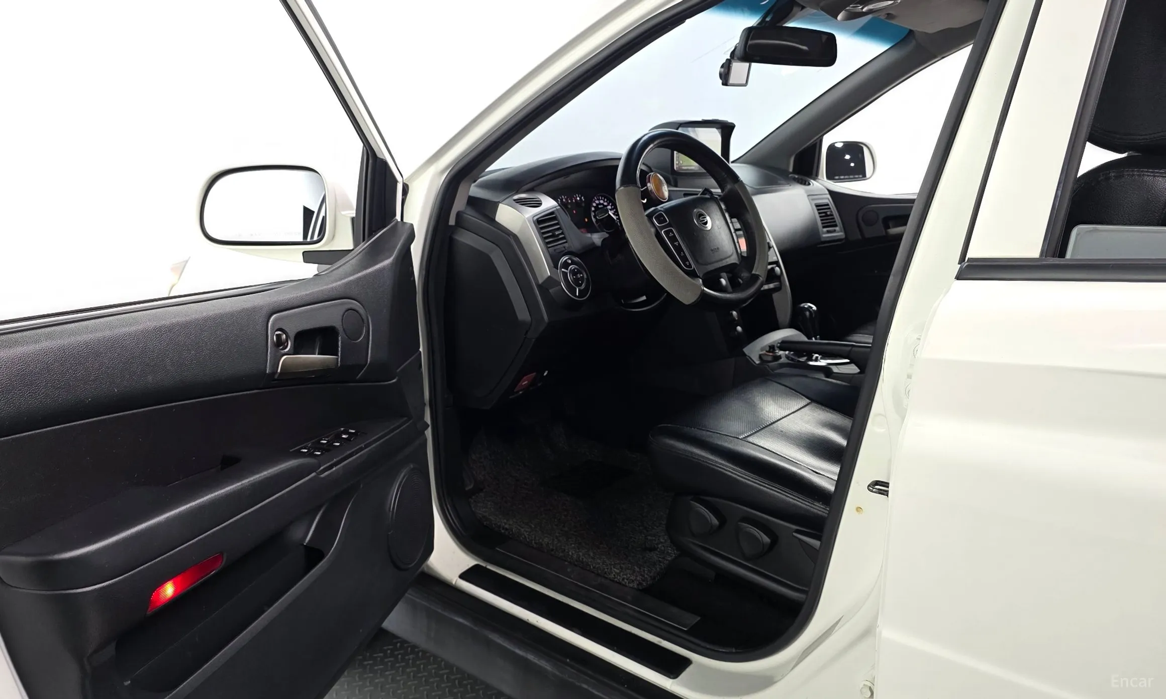 KG Mobility (SsangYong) Korando Sports превью 10