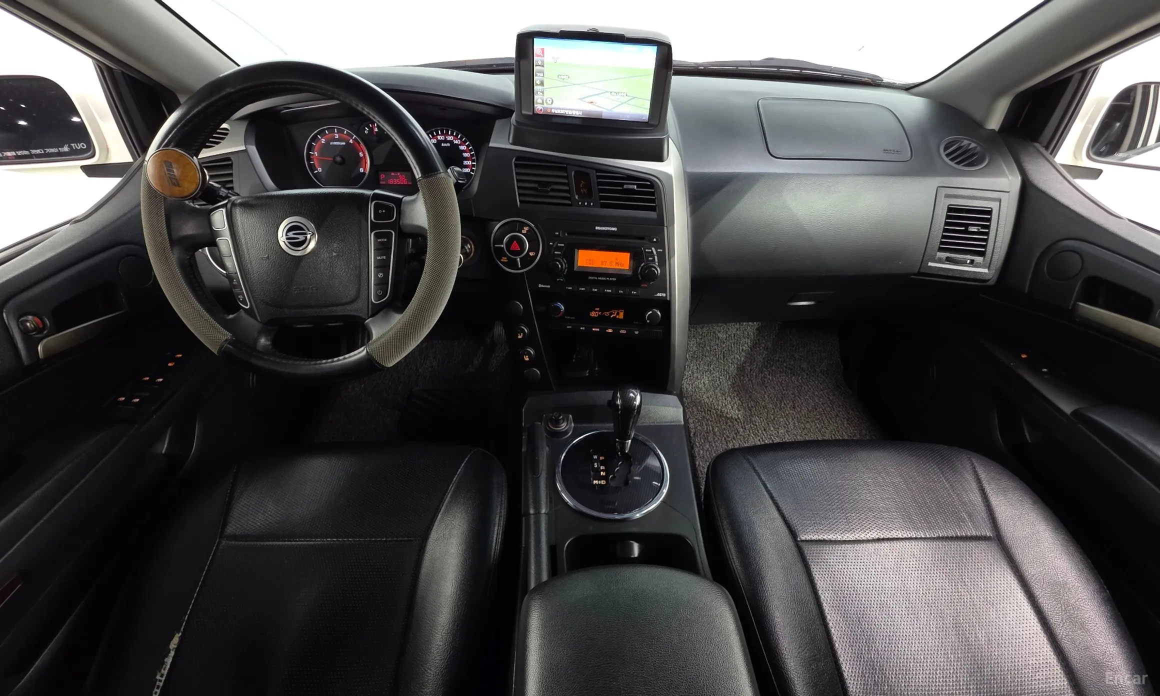 KG Mobility (SsangYong) Korando Sports превью 7