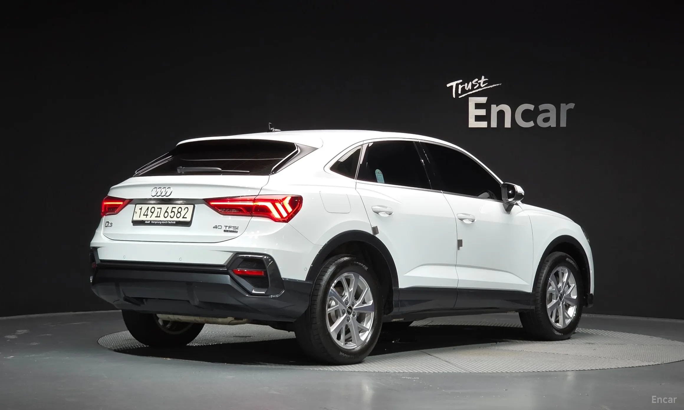 Audi Q3 (F3)