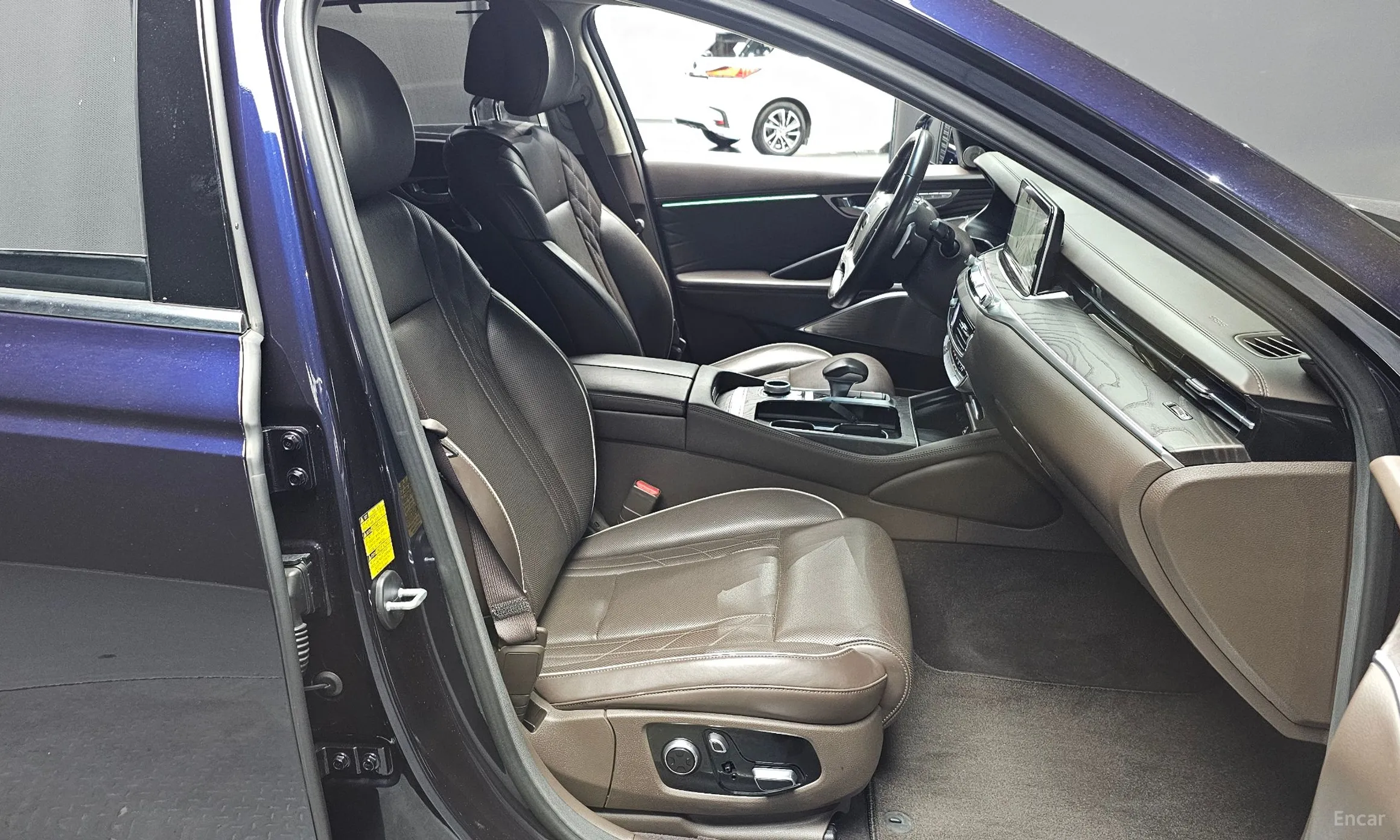 Kia K9 превью 10