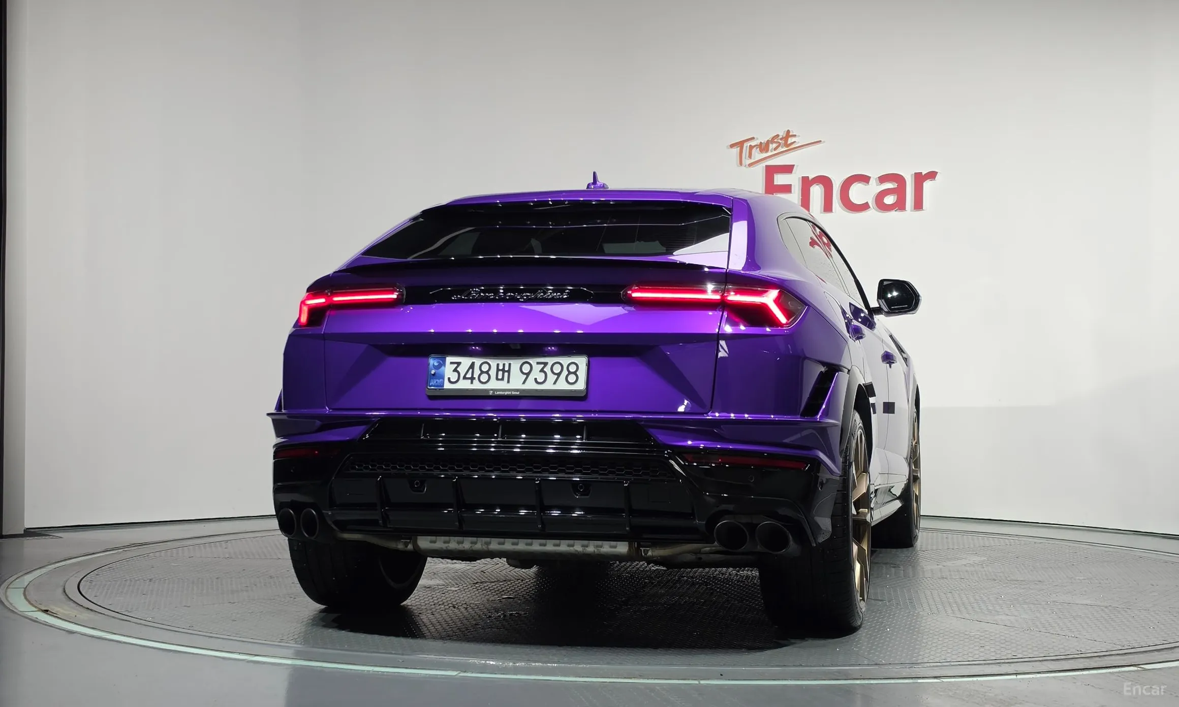 Lamborghini Urus превью 4