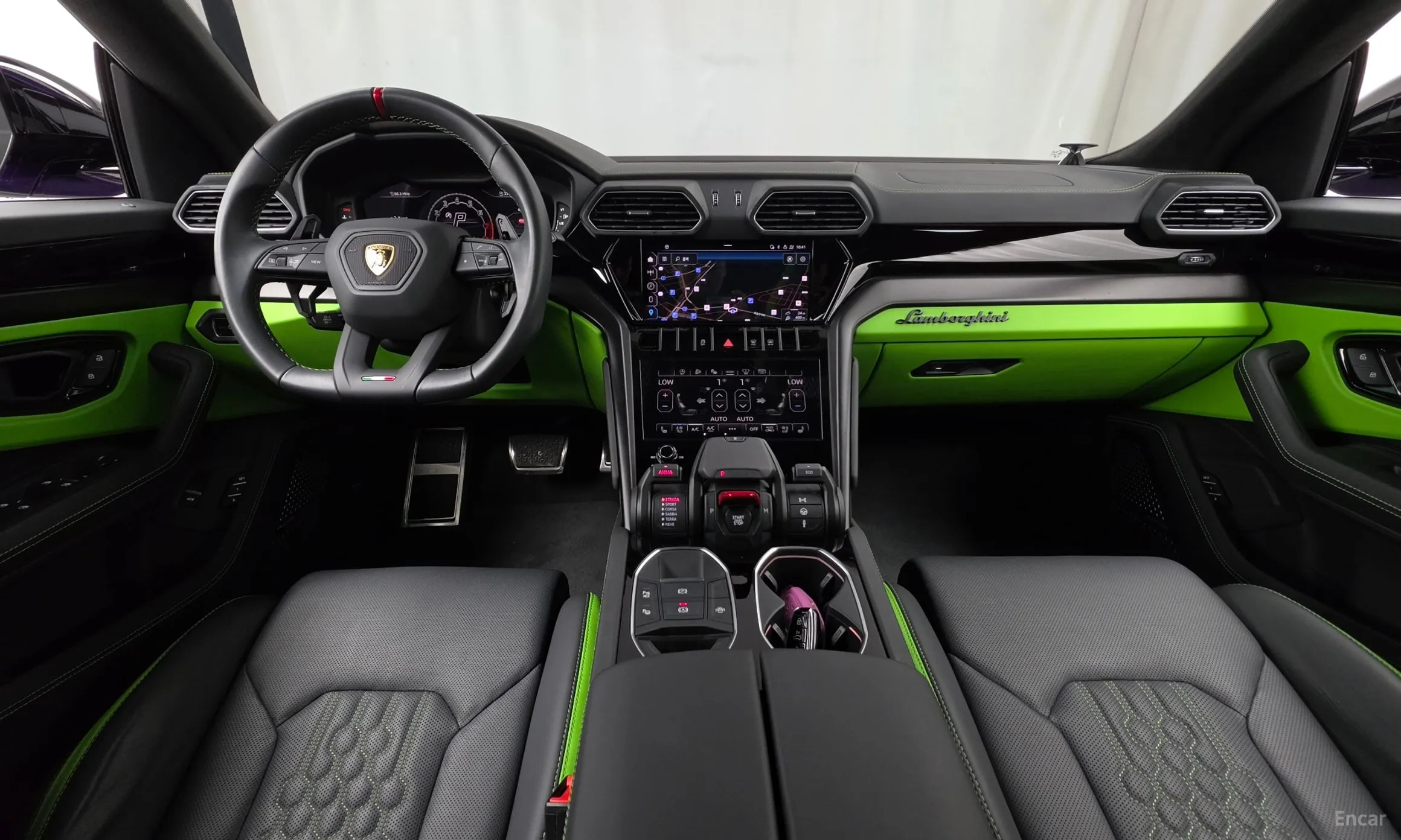 Lamborghini Urus превью 7