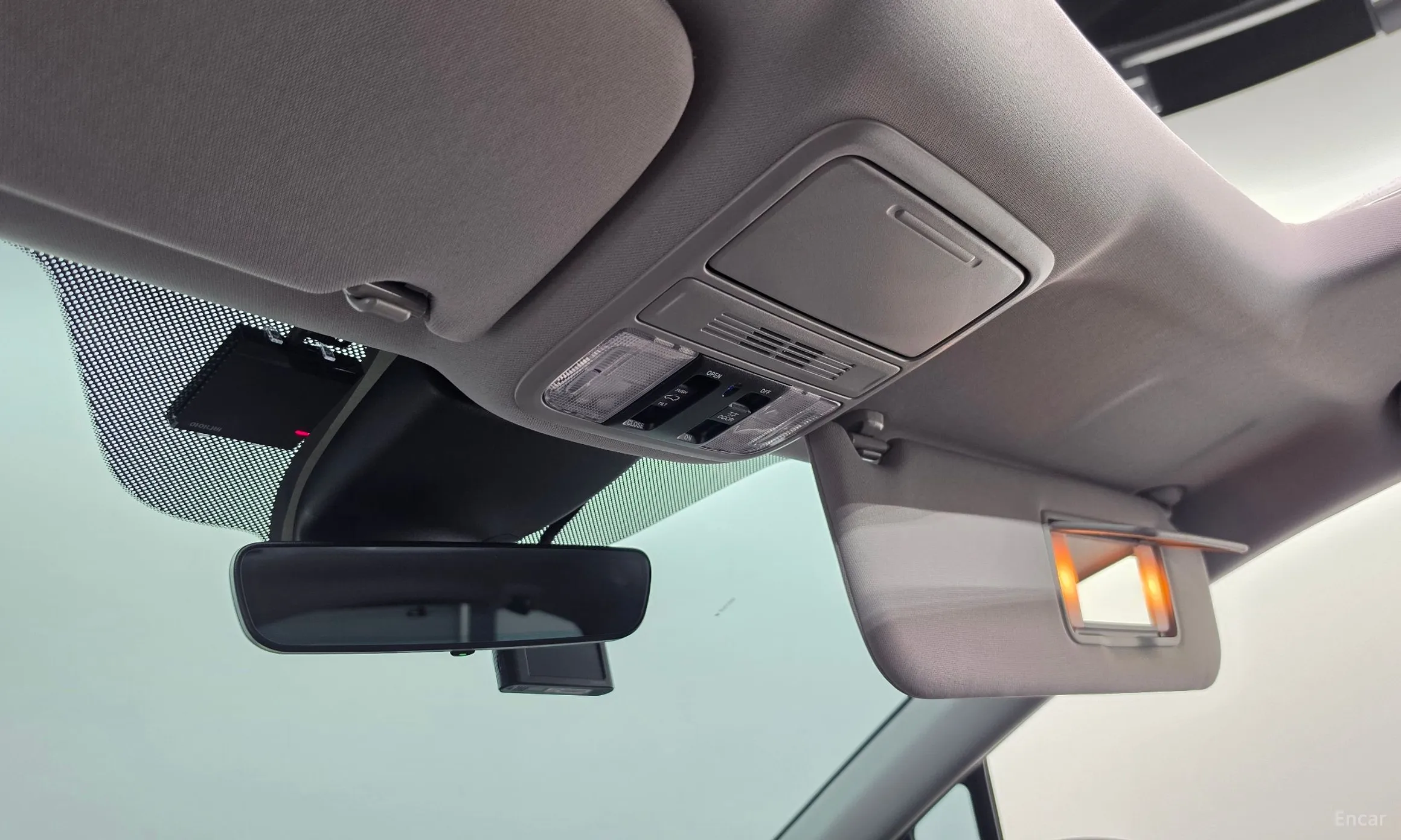 Honda Odyssey превью 19