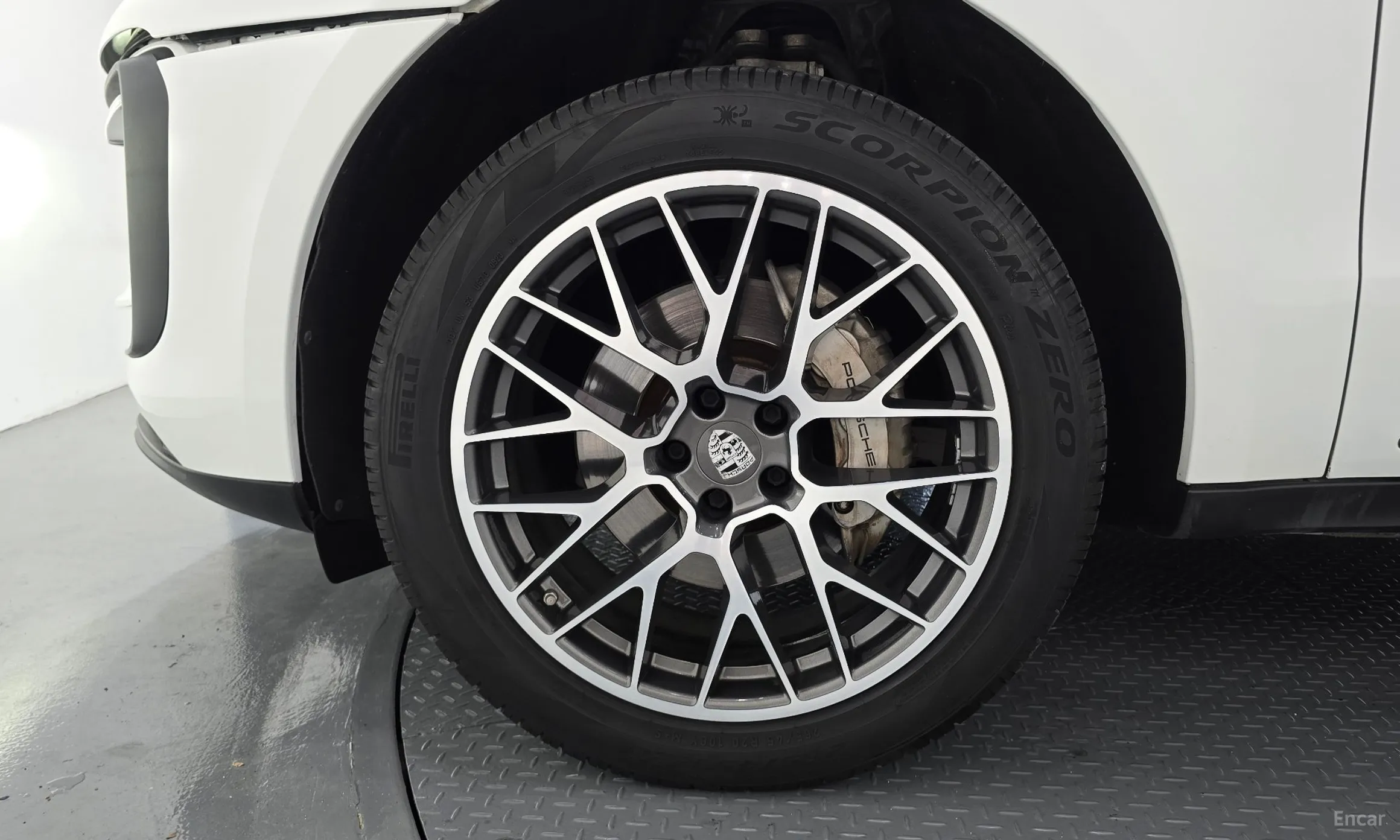 Porsche Macan превью 5