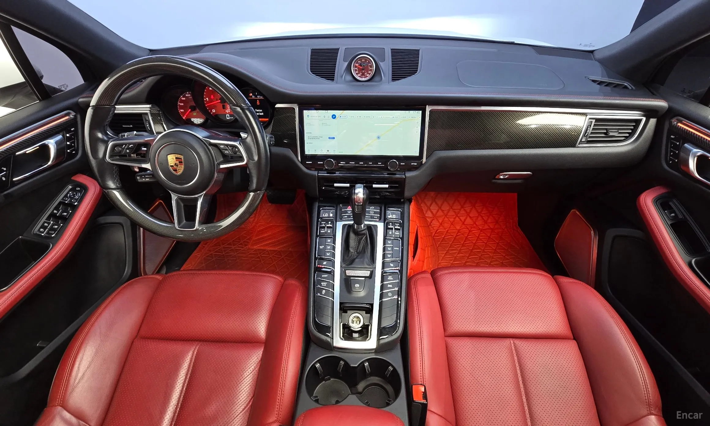 Porsche Macan превью 7