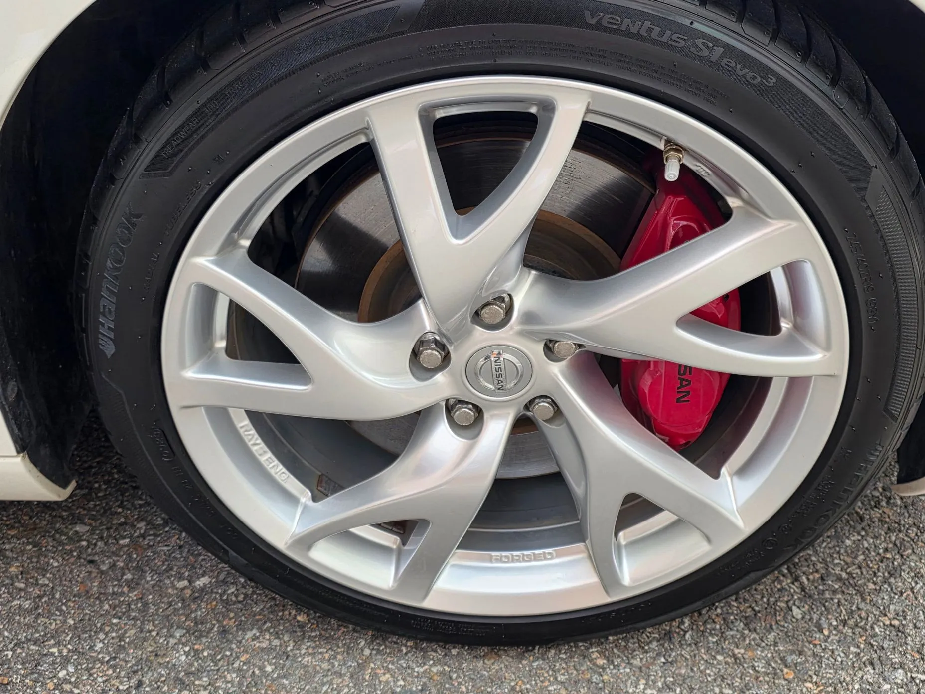 Nissan 370Z превью 16