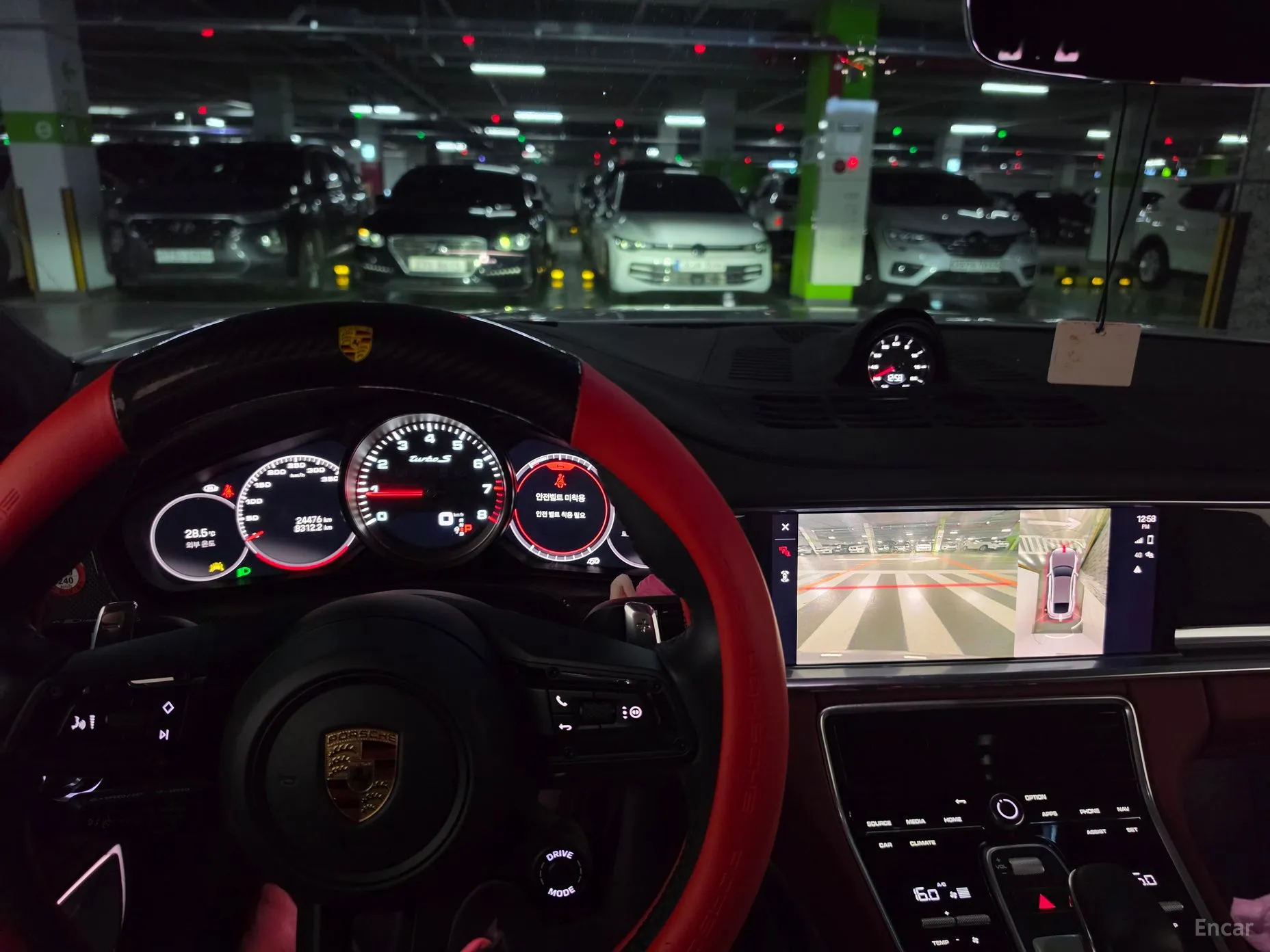 Porsche Panamera (971) превью 3
