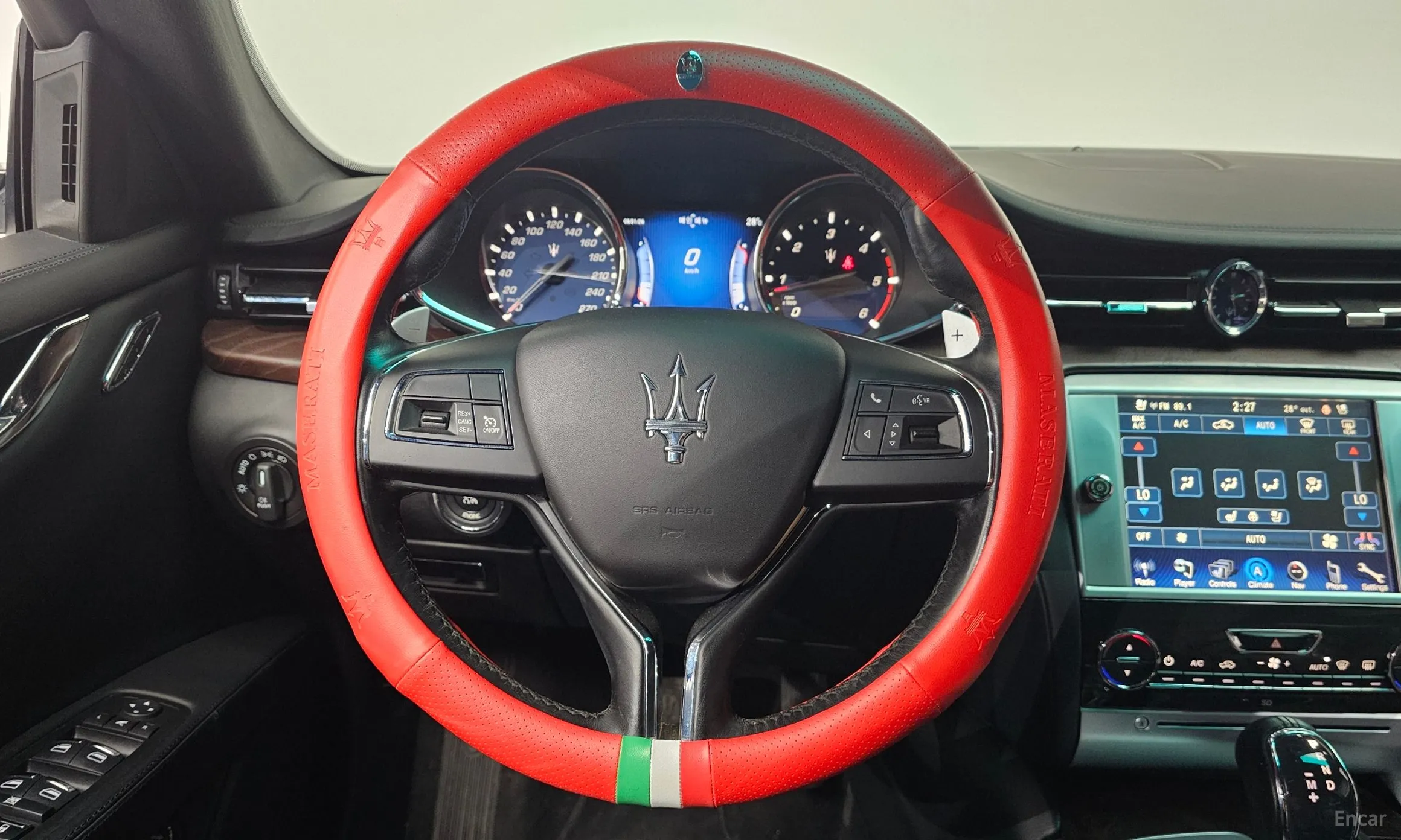 Maserati Quattroporte превью 12