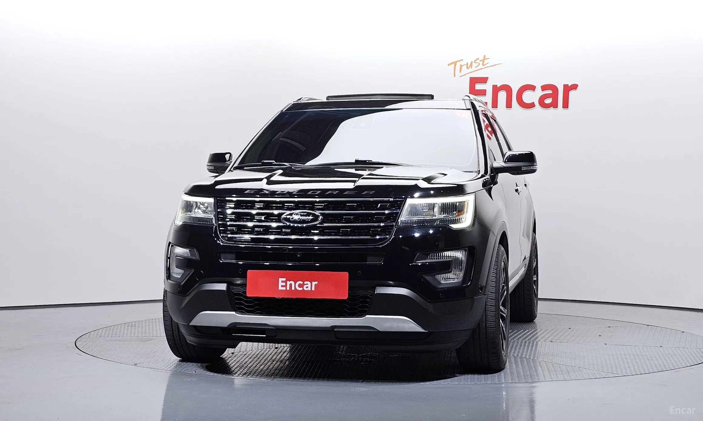 Ford Explorer превью 3