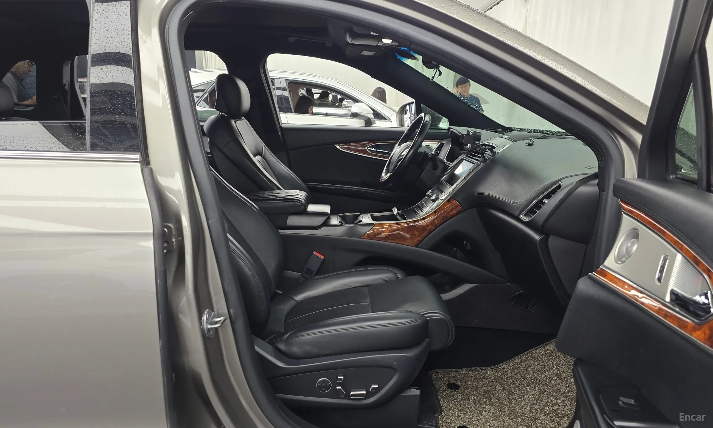 Lincoln MKX 2nd Generation превью 11
