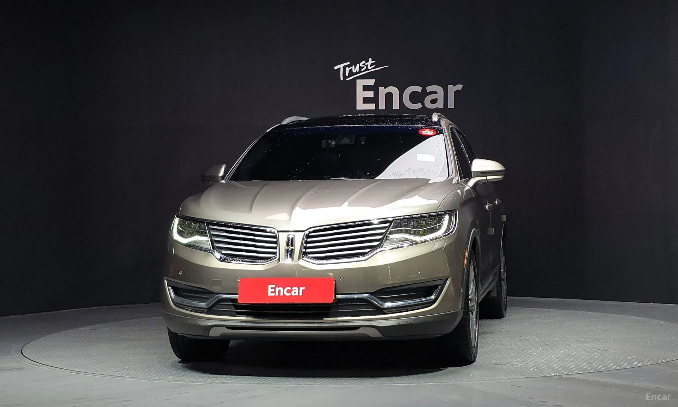 Lincoln MKX 2nd Generation превью 3