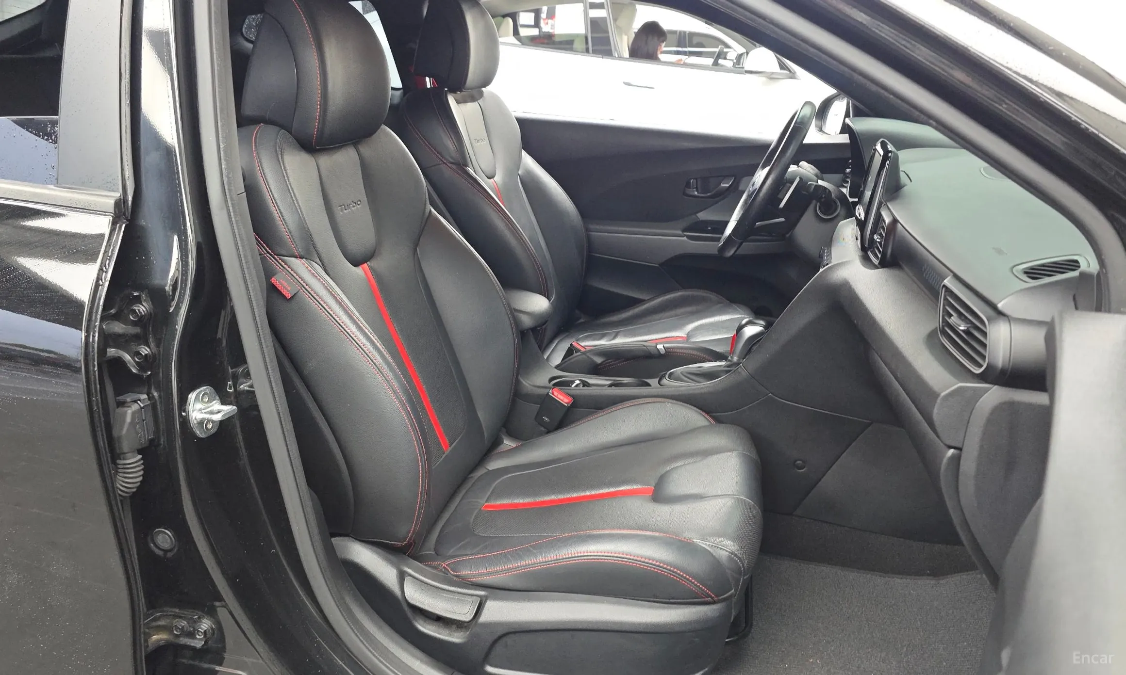 Hyundai Veloster (JS) превью 11