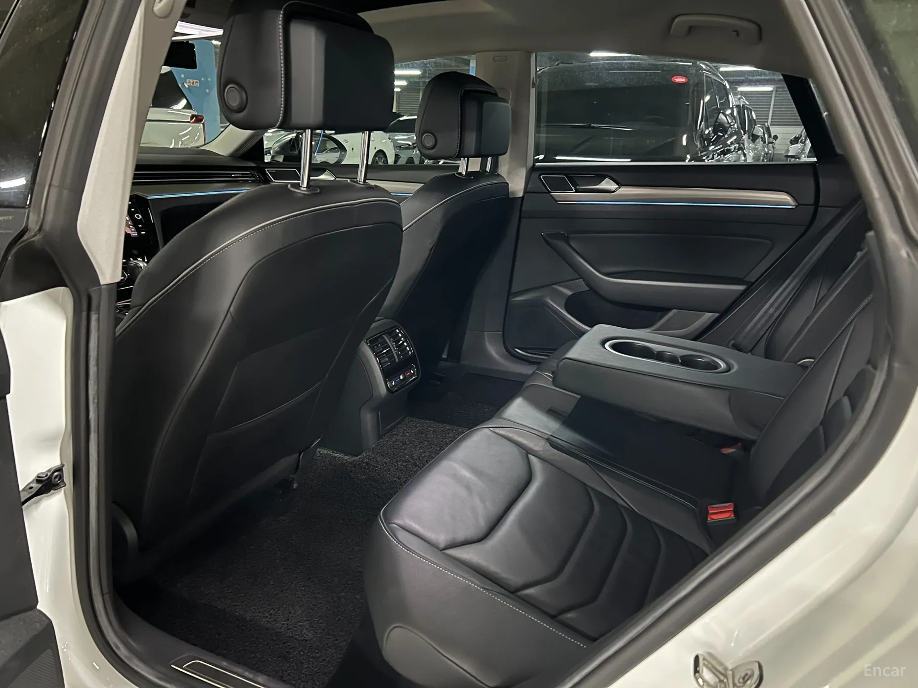 Volkswagen Ateon превью 8