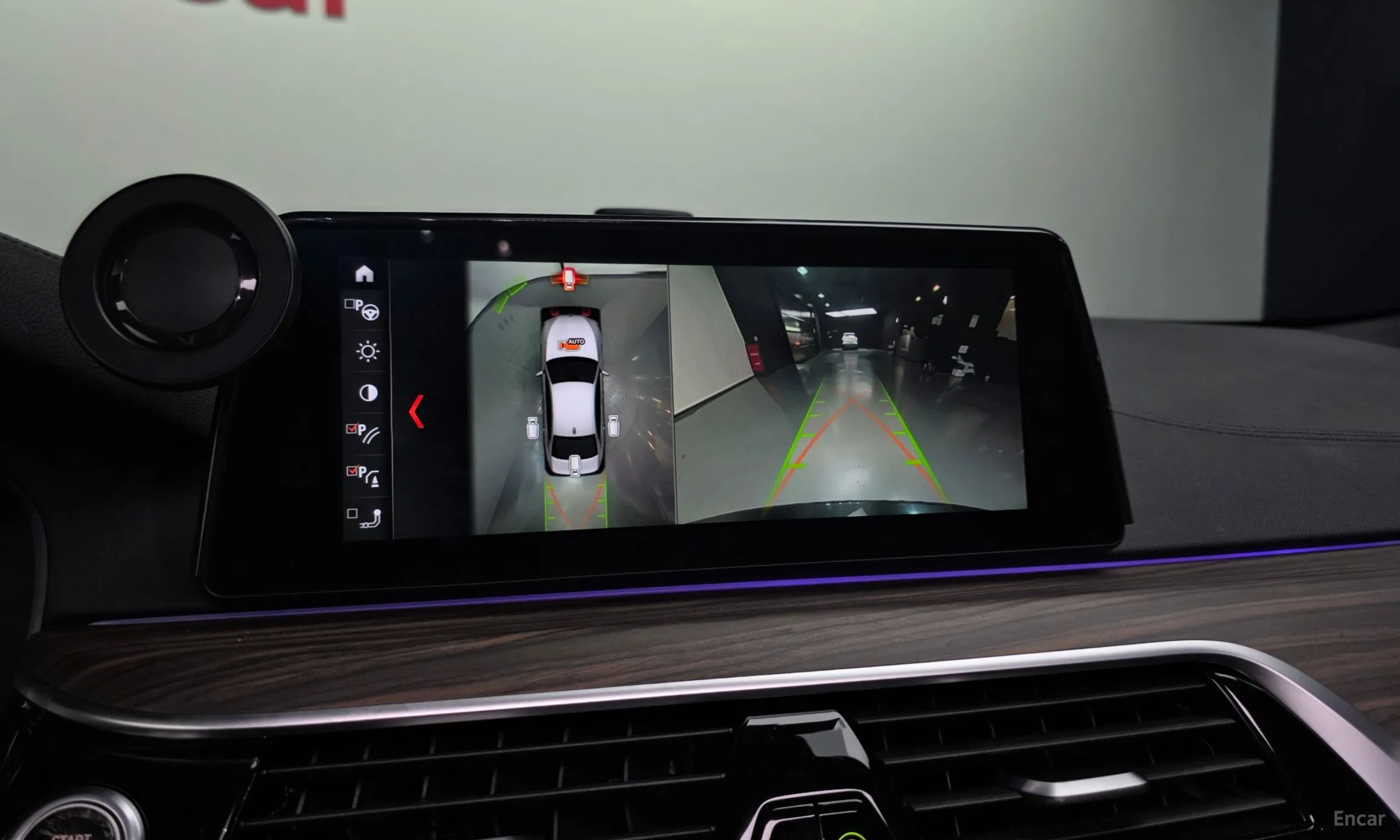 BMW 5 Series (G30) превью 15