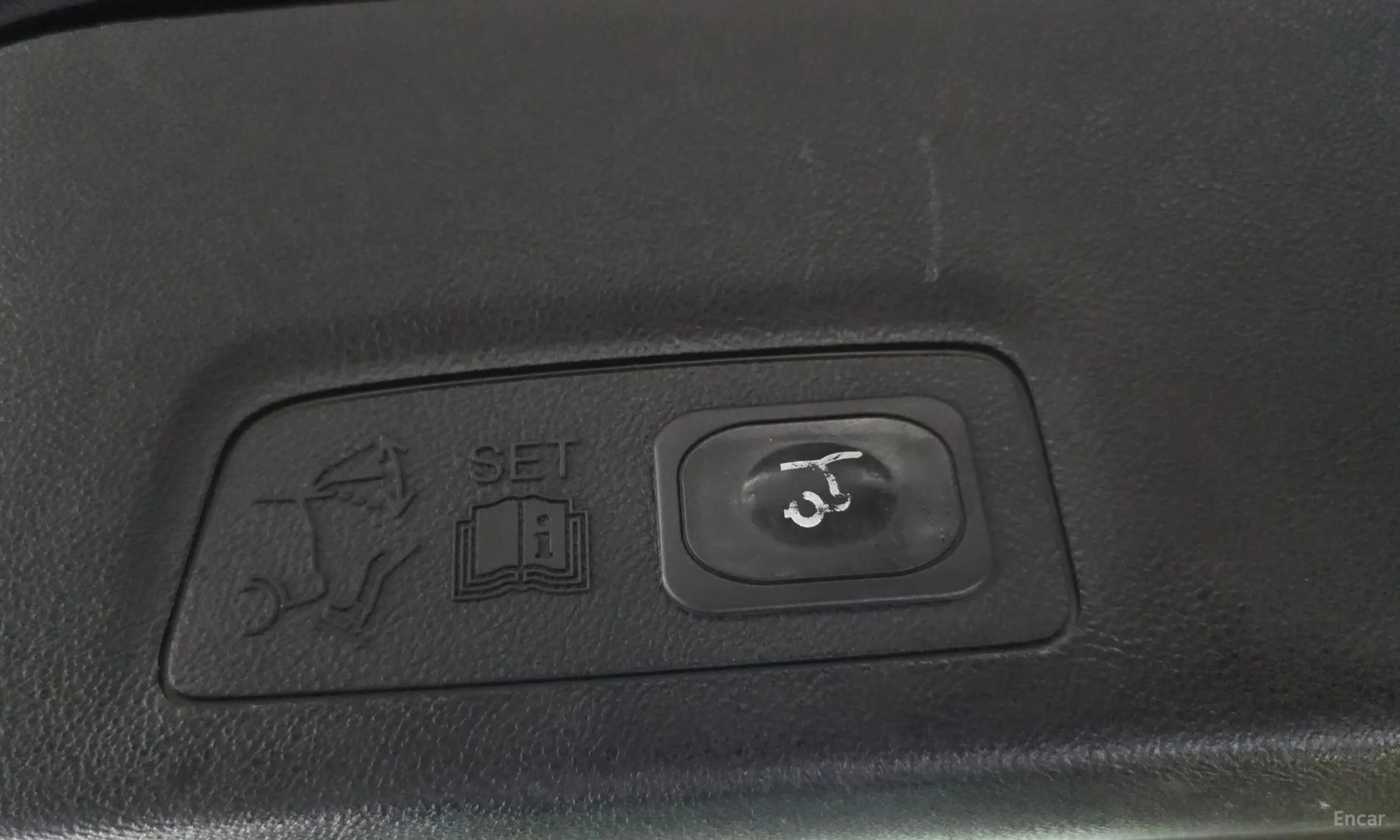 Lincoln MKC превью 20