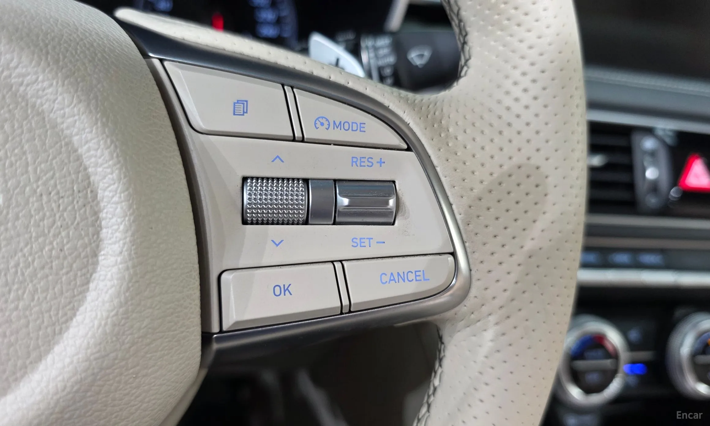 Genesis G70 превью 20