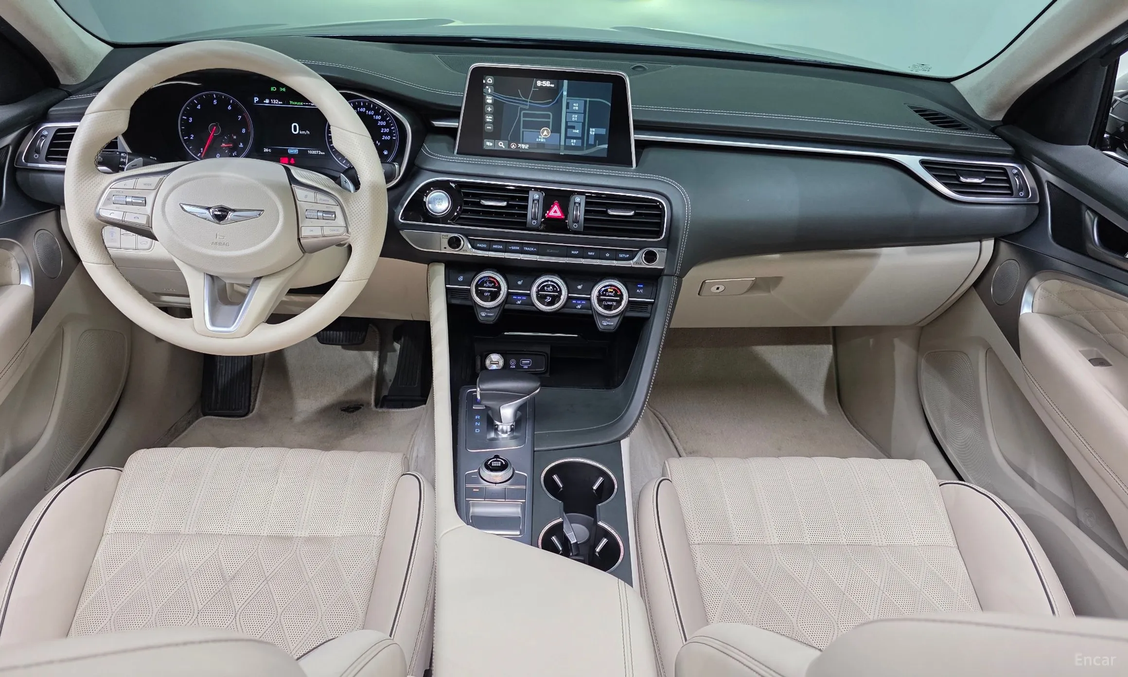 Genesis G70 превью 7