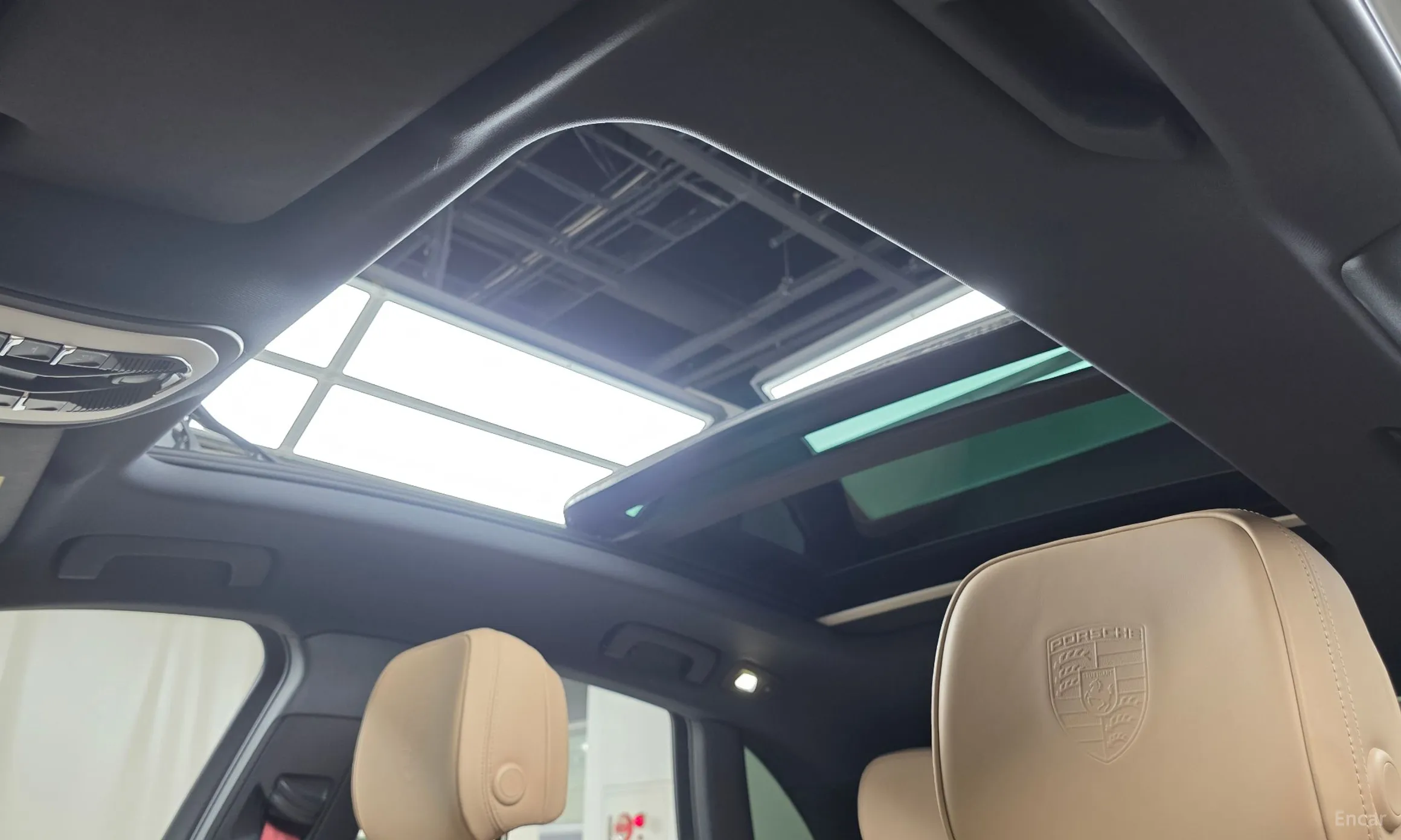 Porsche Macan превью 17
