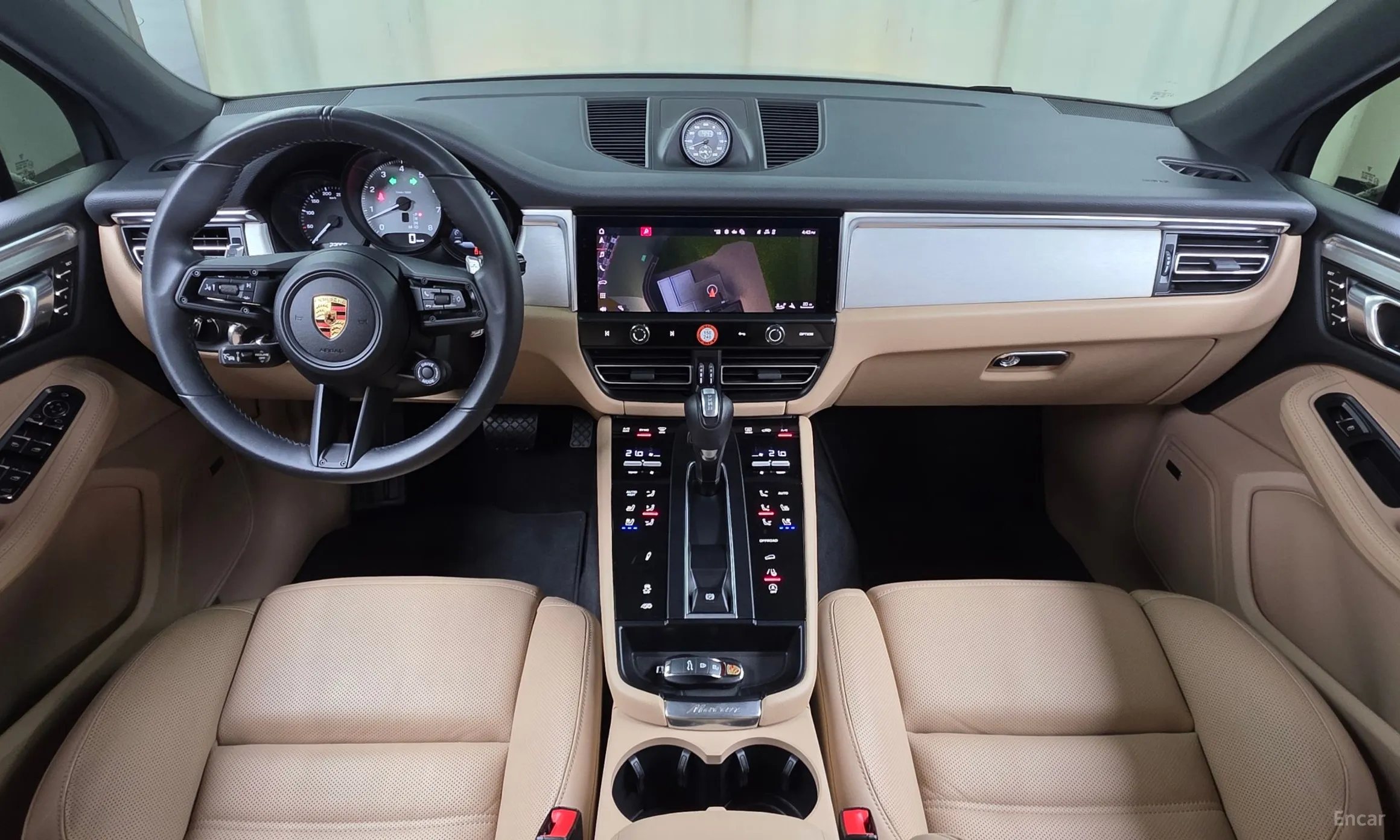 Porsche Macan превью 7