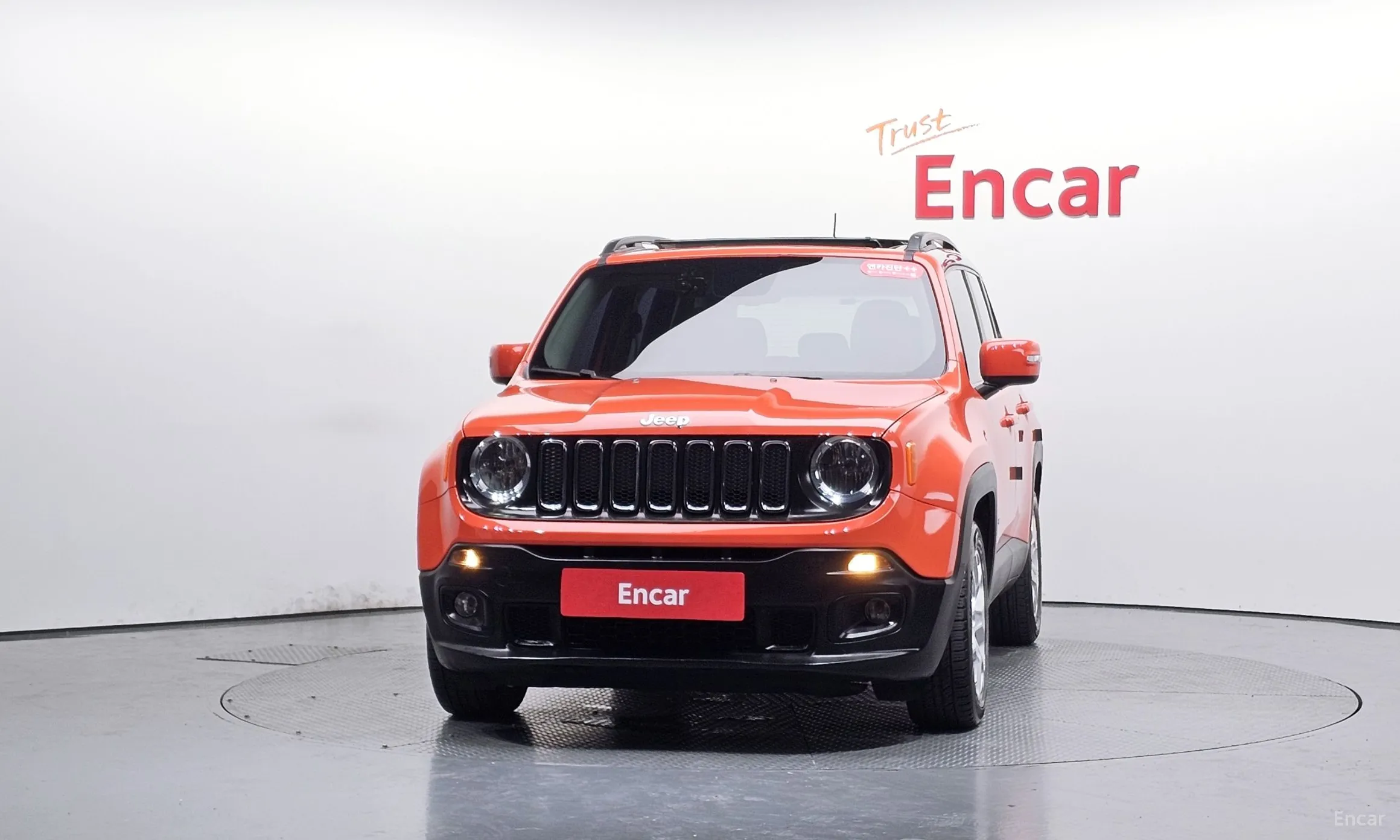 Jeep Renegade превью 3